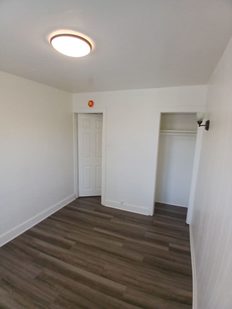 LONG BEACH Apartment: 1915 PACIFIC AVE