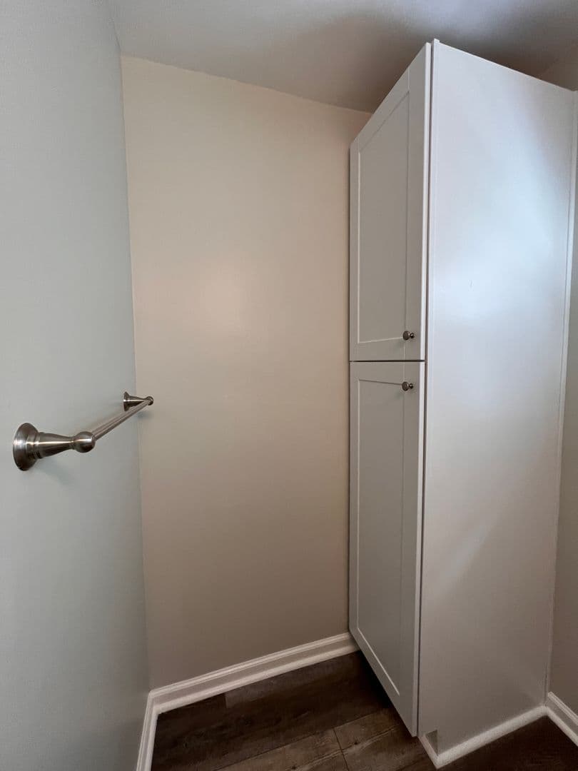 LONG BEACH Apartment: 1049 E CARSON ST
