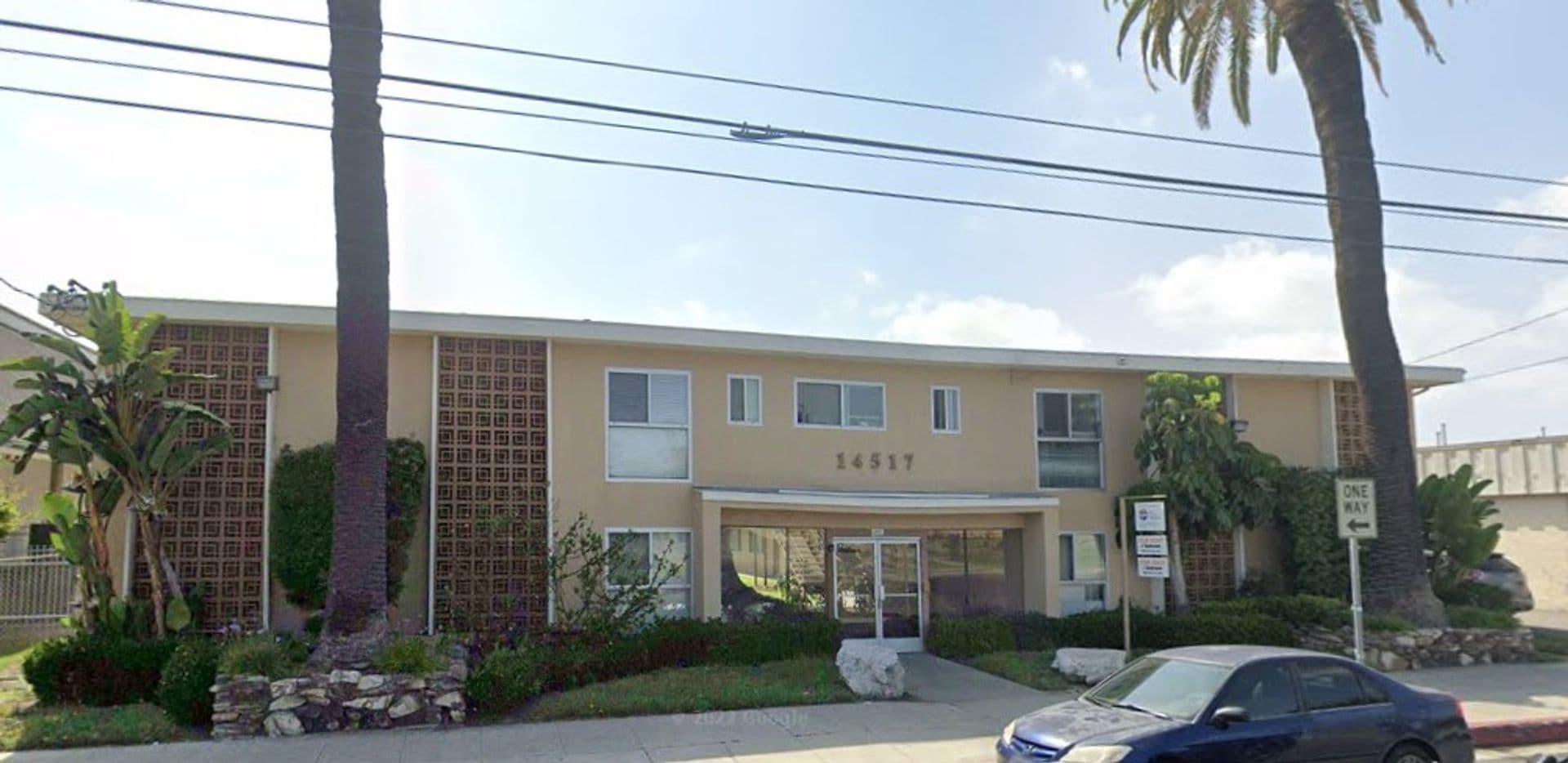GARDENA Apartment: 14517 S VERMONT AVE