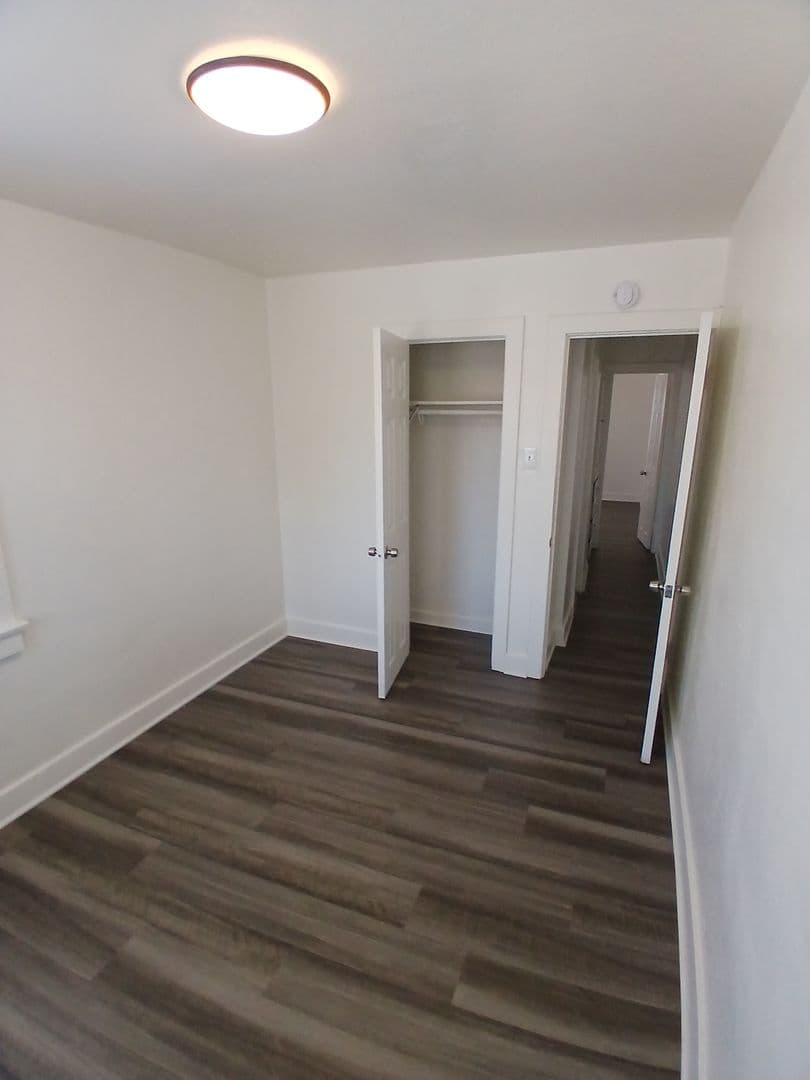 LONG BEACH Apartment: 1915 PACIFIC AVE
