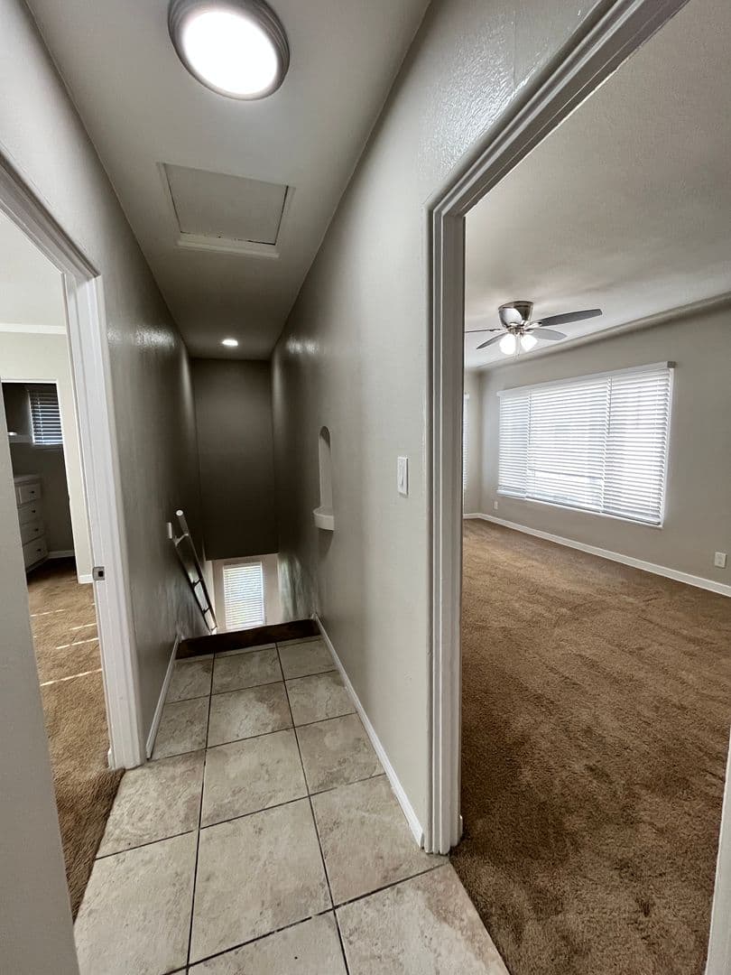 Long Beach Apartment: 2520 Cedar Ave