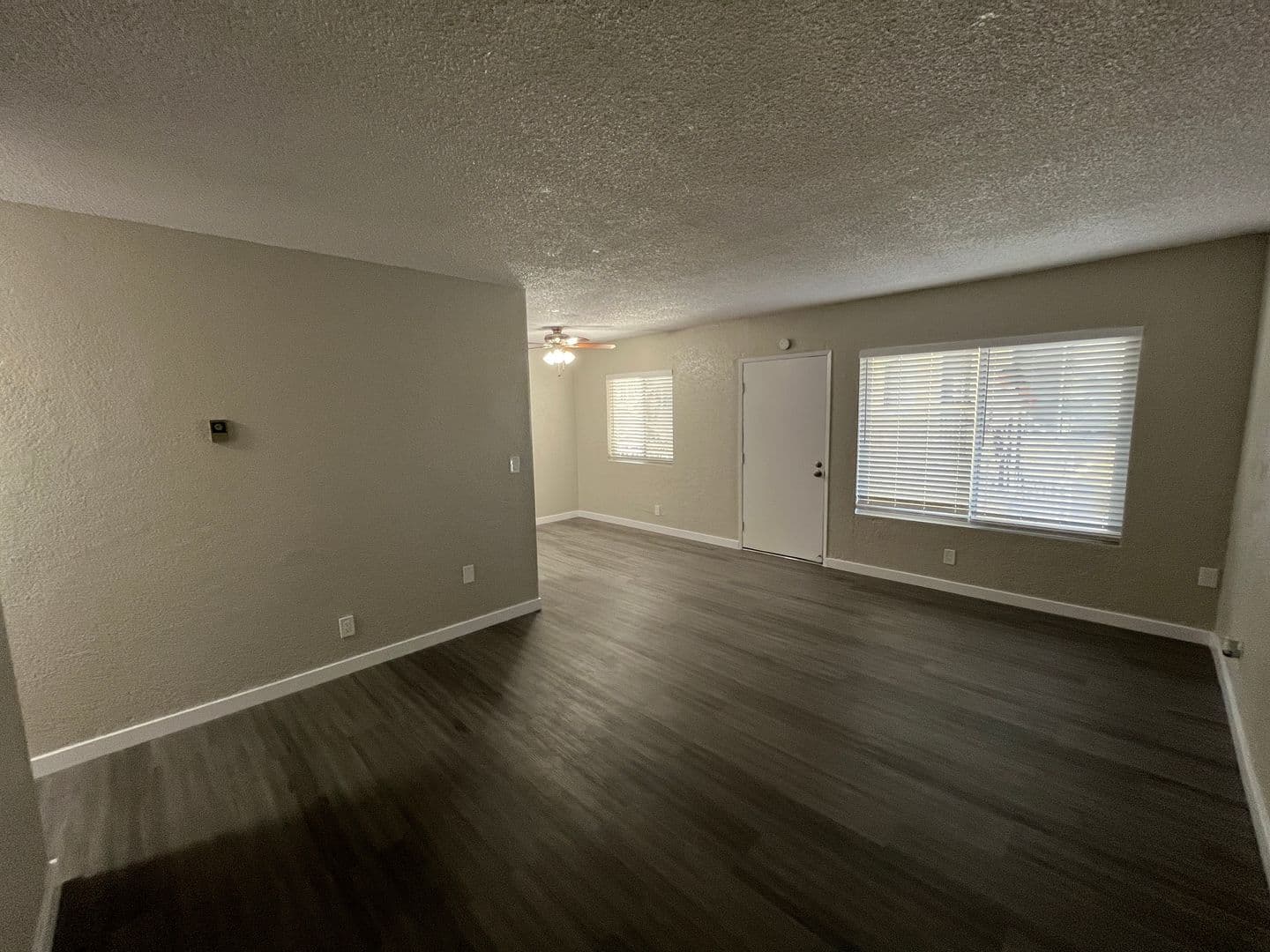 SEAL BEACH Apartment: 350 MARINA DR