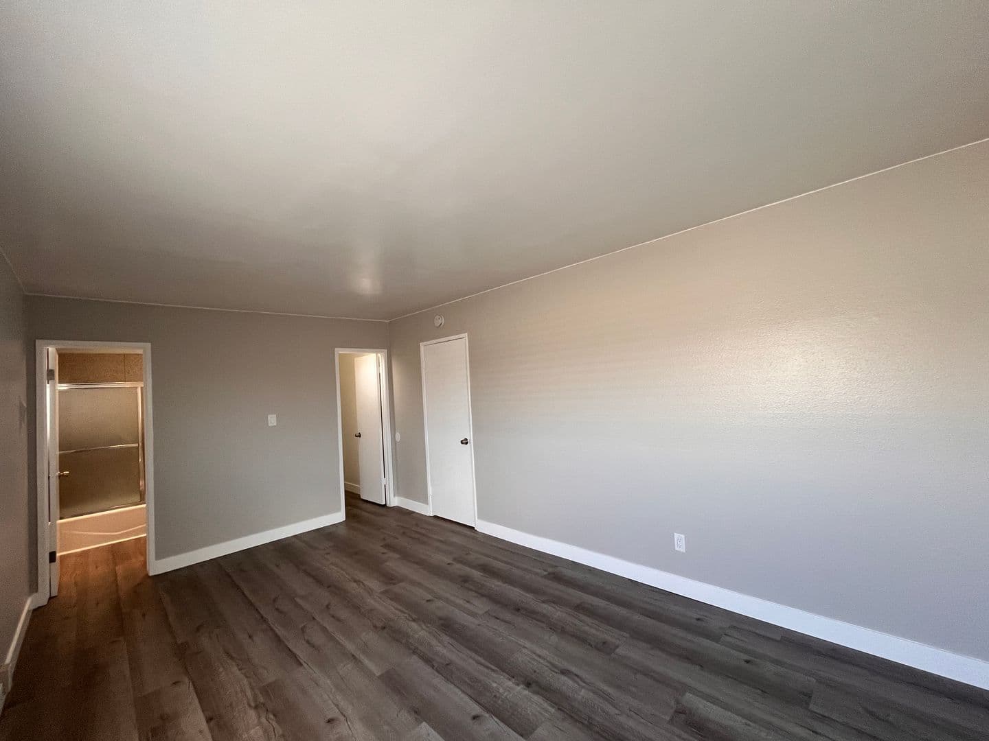 GARDENA Apartment: 14517 S VERMONT AVE