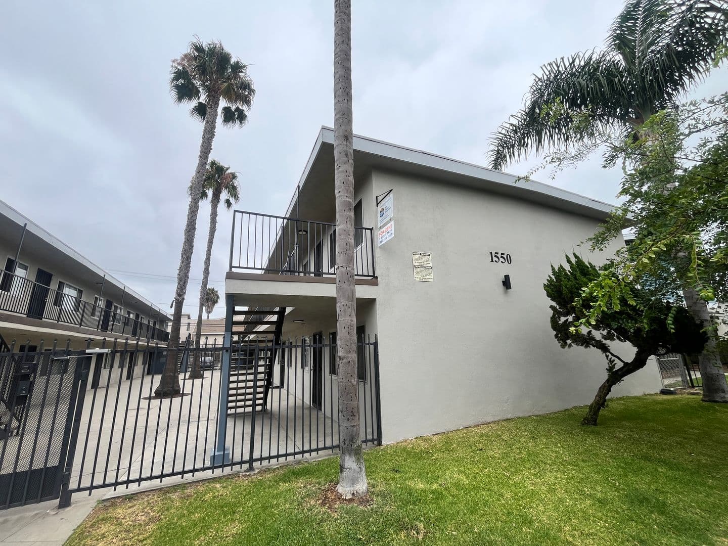 LONG BEACH Apartment: 1550-1604 HENDERSON AVE
