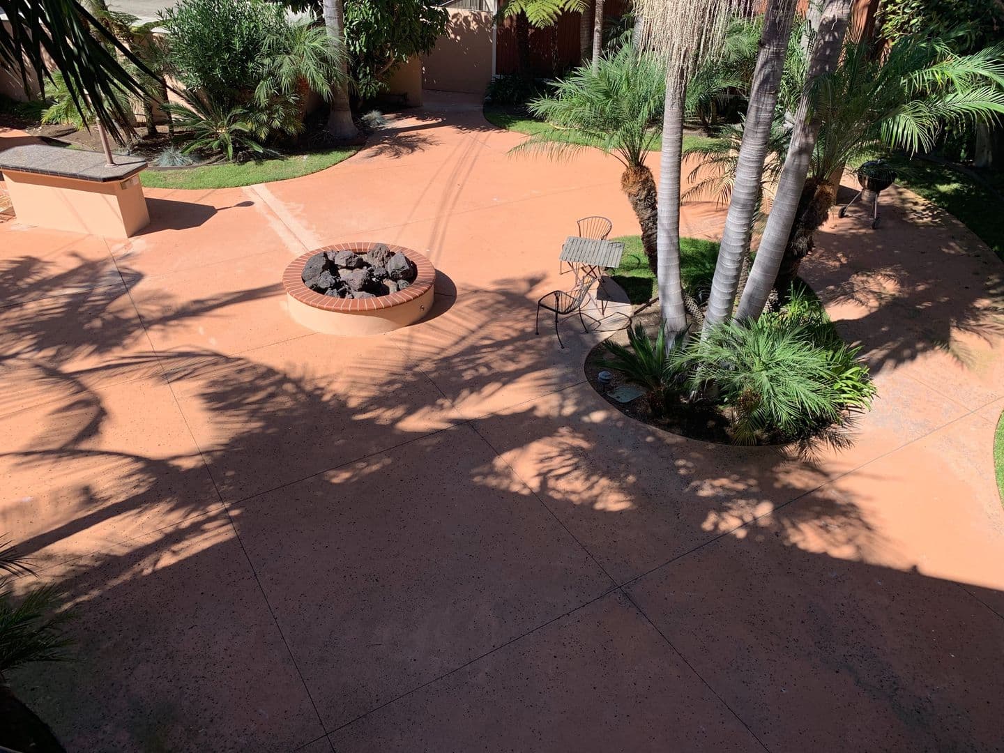 LONG BEACH Apartment: 1127-1141 E 1st ST