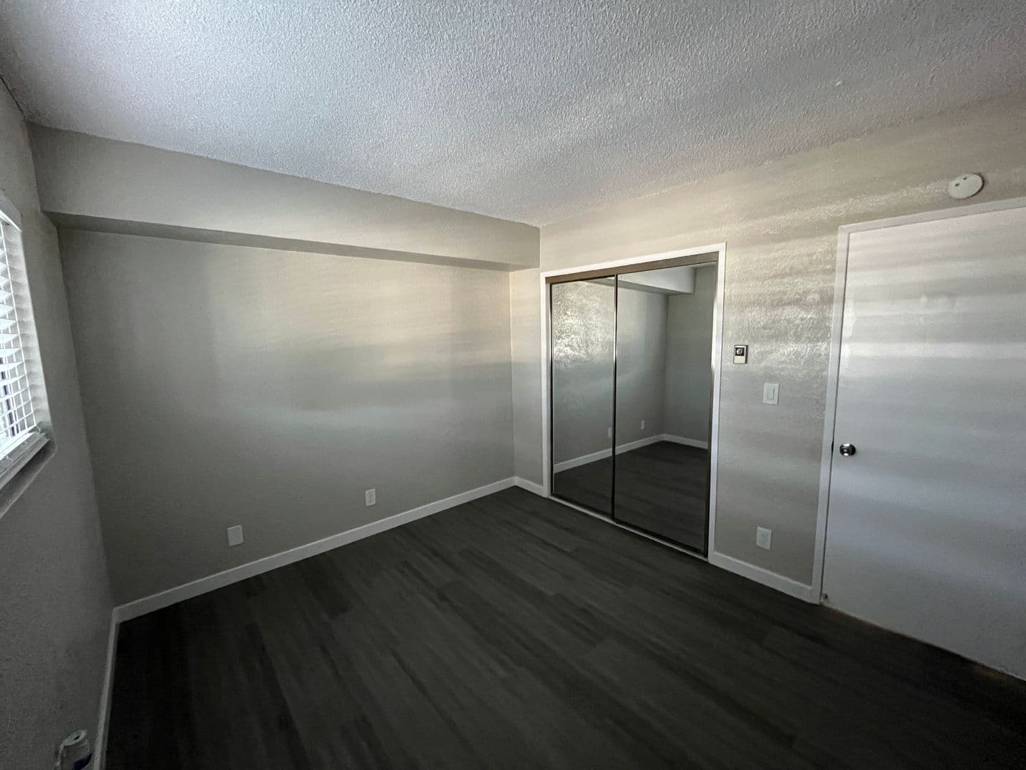 SEAL BEACH Apartment: 350 MARINA DR