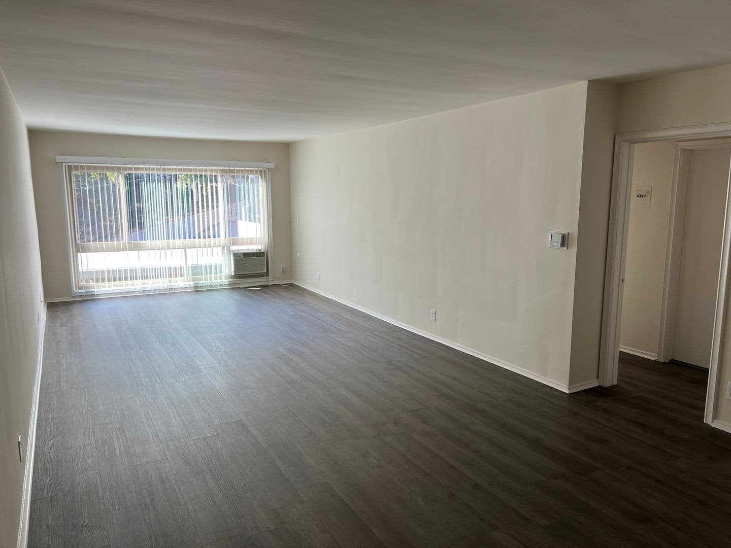 Los Angeles Apartment: 1633 N. Laurel Avenue