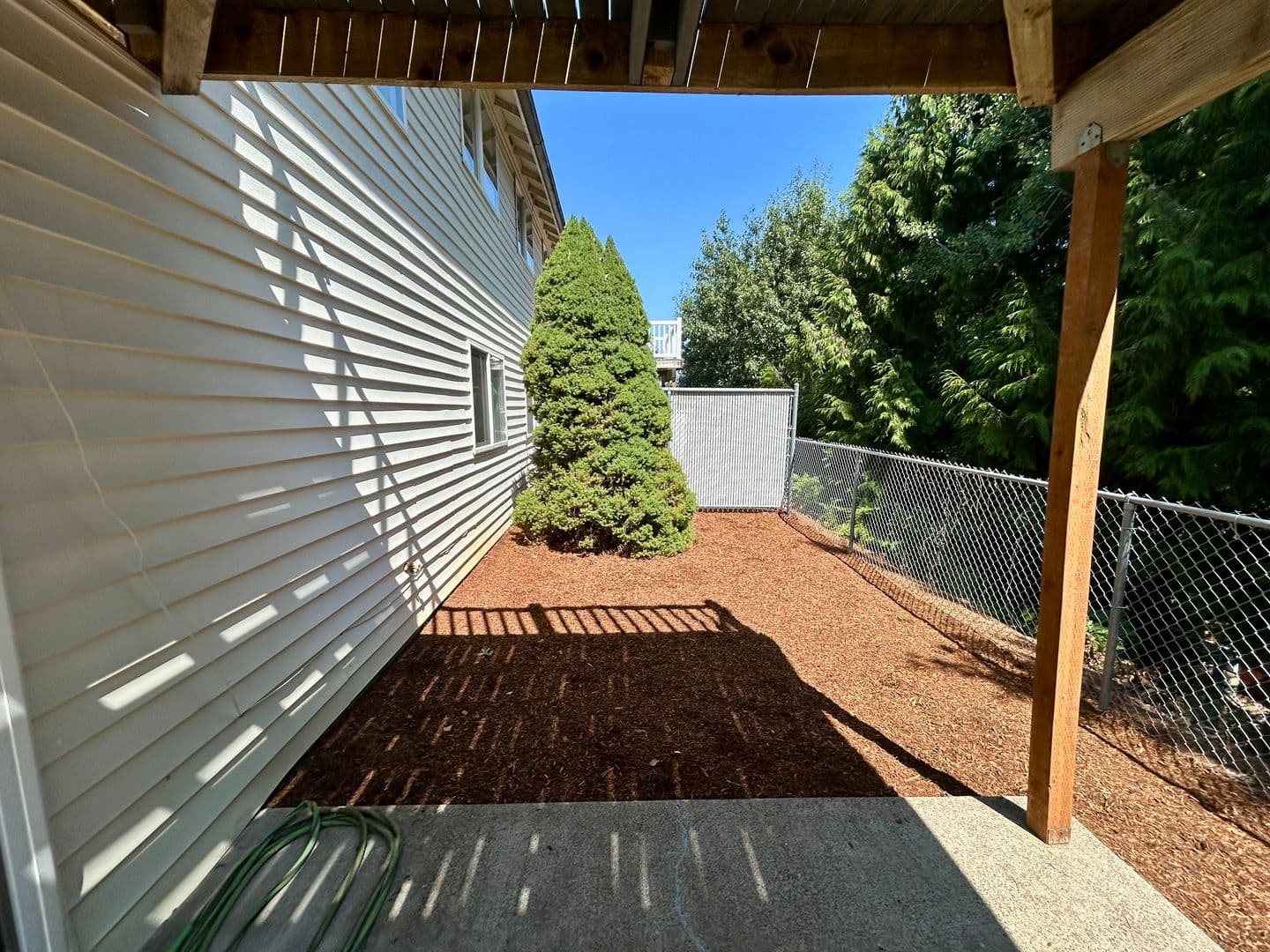 Salem House: 6034 Fircrest St. SE