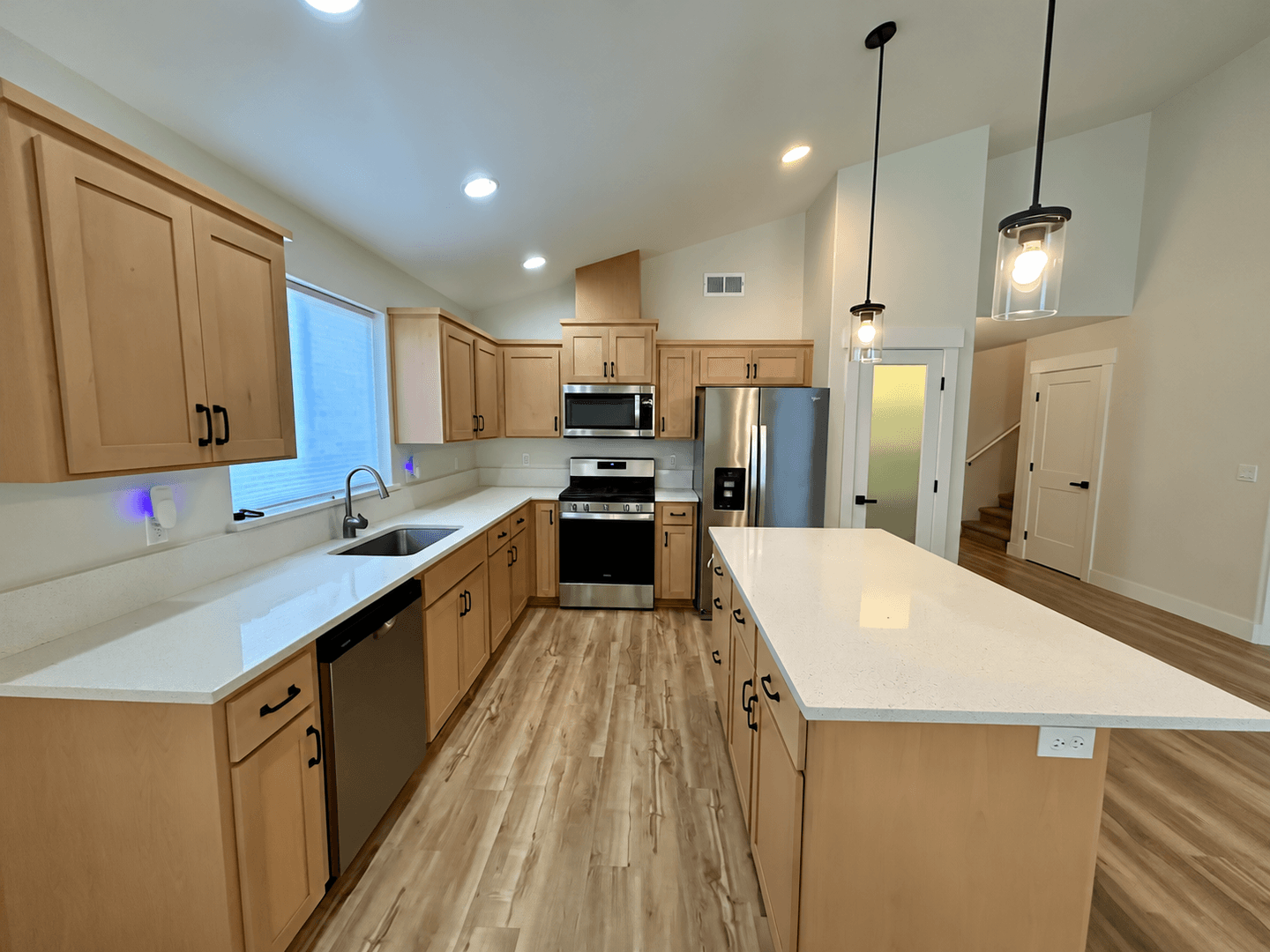 Salem House: 5667 Jeremy Valley Dr SE