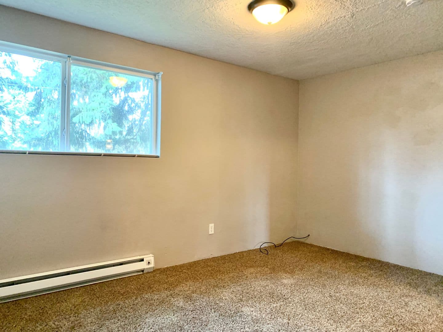 Salem Apartment: 4870-4874 Sunnyside Rd SE #11894