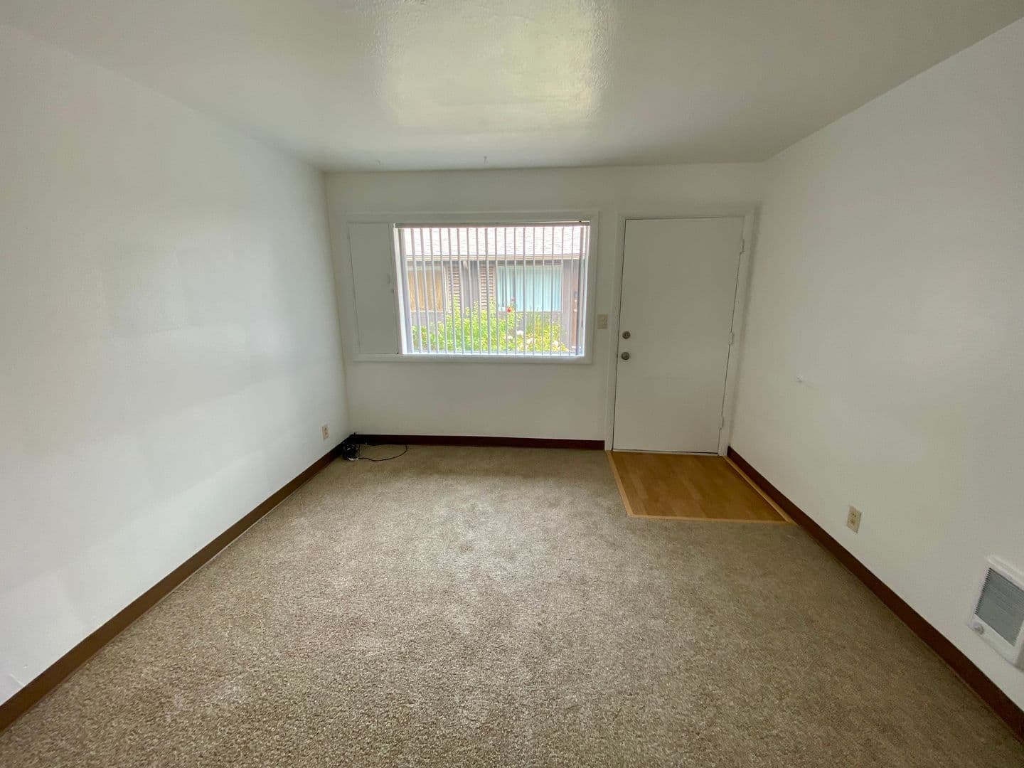 Salem Apartment: 2741 Brooks Ave NE