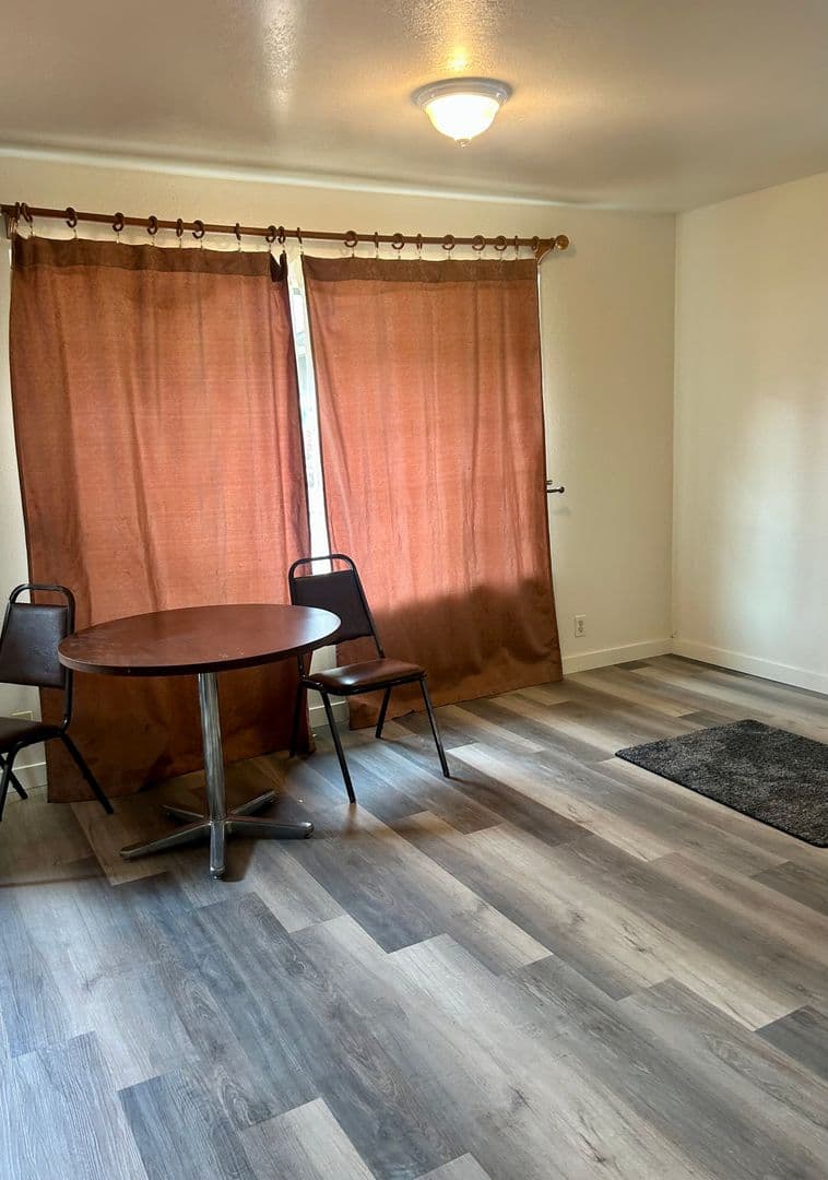 Salem Condo: 3454 Chief's Ct. NE