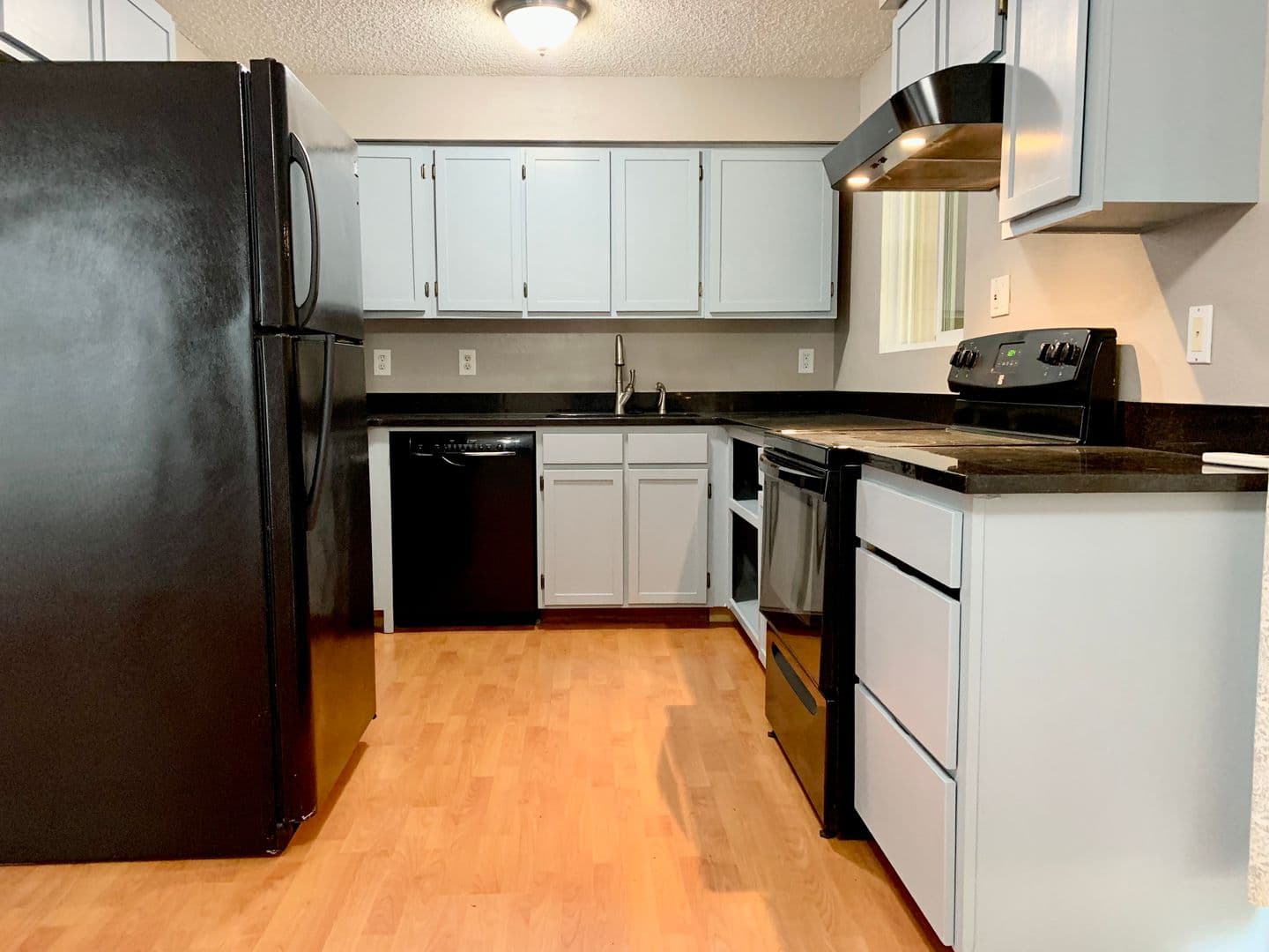 Salem Condo: 1321 Madras St. SE