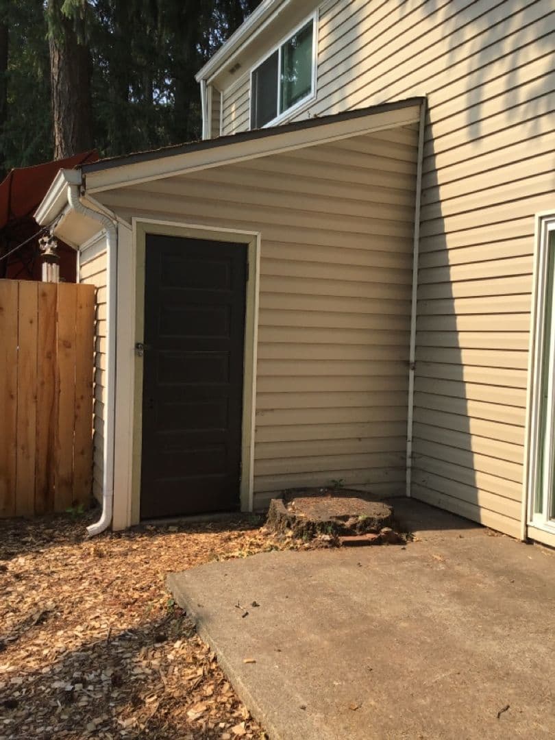 Salem Apartment: 4870-4874 Sunnyside Rd SE #11894