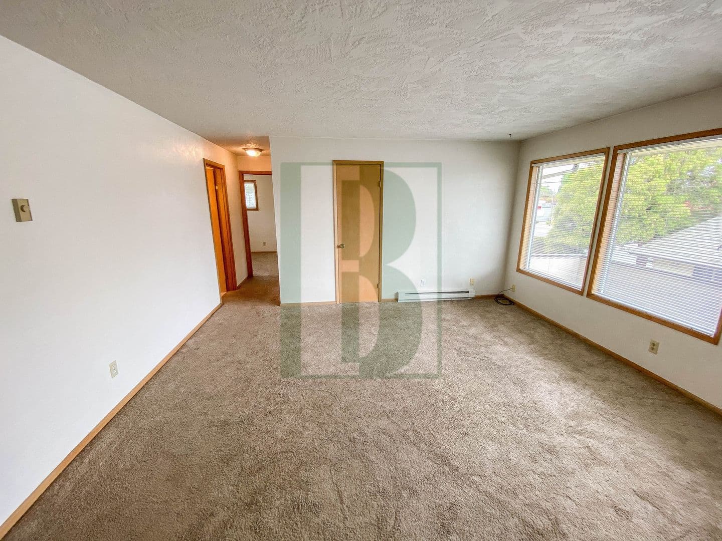 Salem Apartment: 482-494 18th St NE
