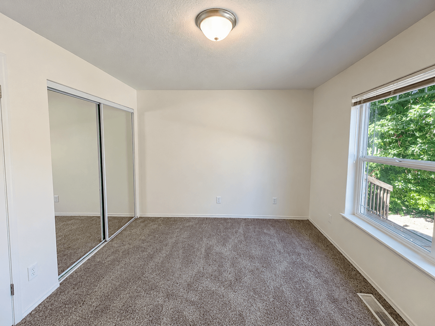Salem Apartment: 5969-5979 Nelson Pl SE