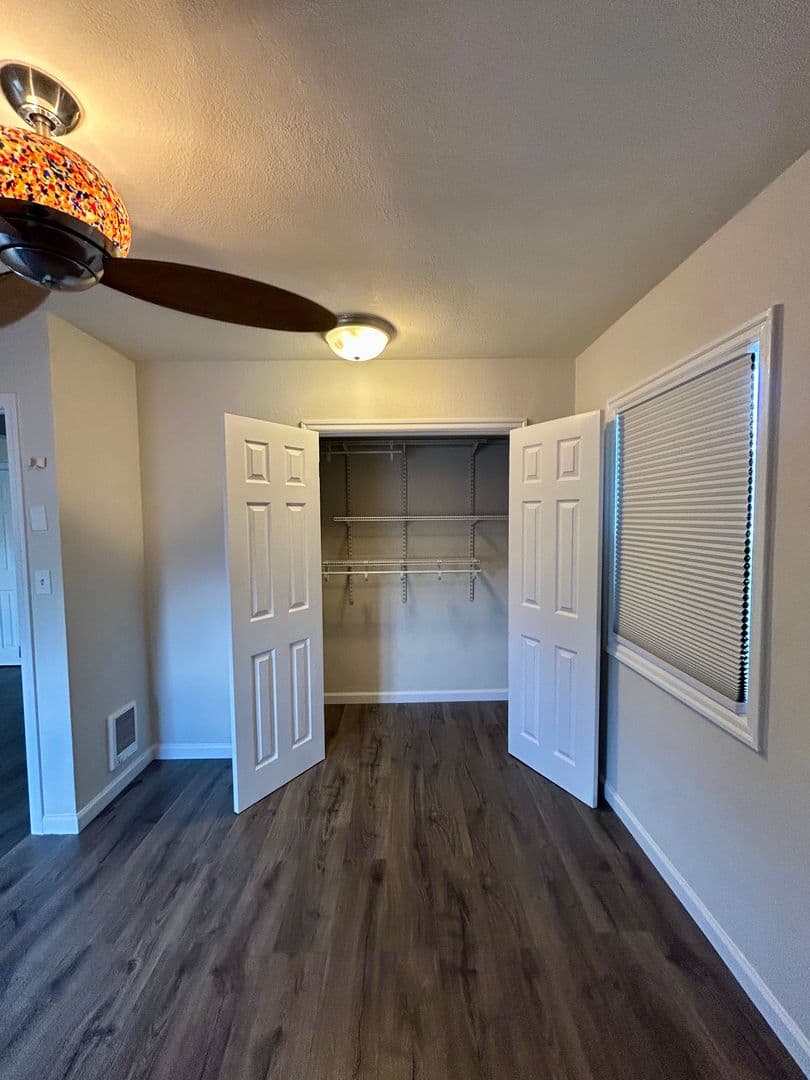 Stayton Apartment: 683-685 N First Ave
