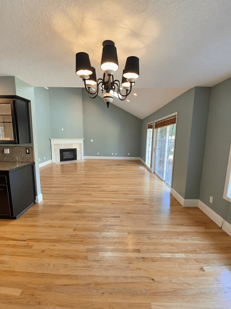 Salem Condo: 3115 La Costa Loop S