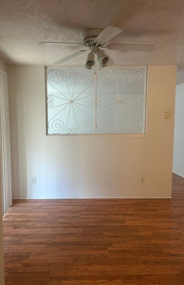 Keizer Apartment: 549-599 Greenwood Dr NE
