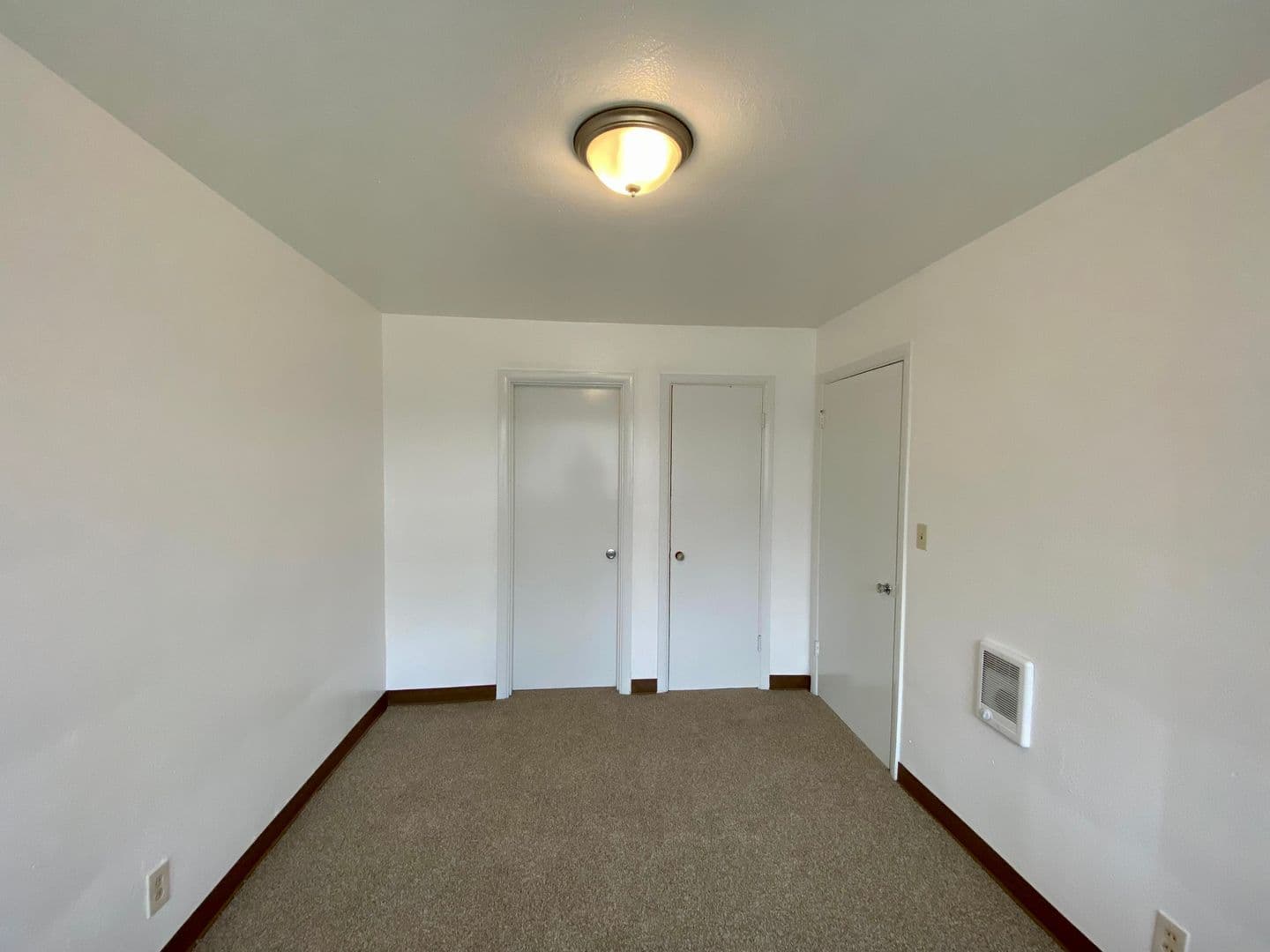 Salem Apartment: 2741 Brooks Ave NE