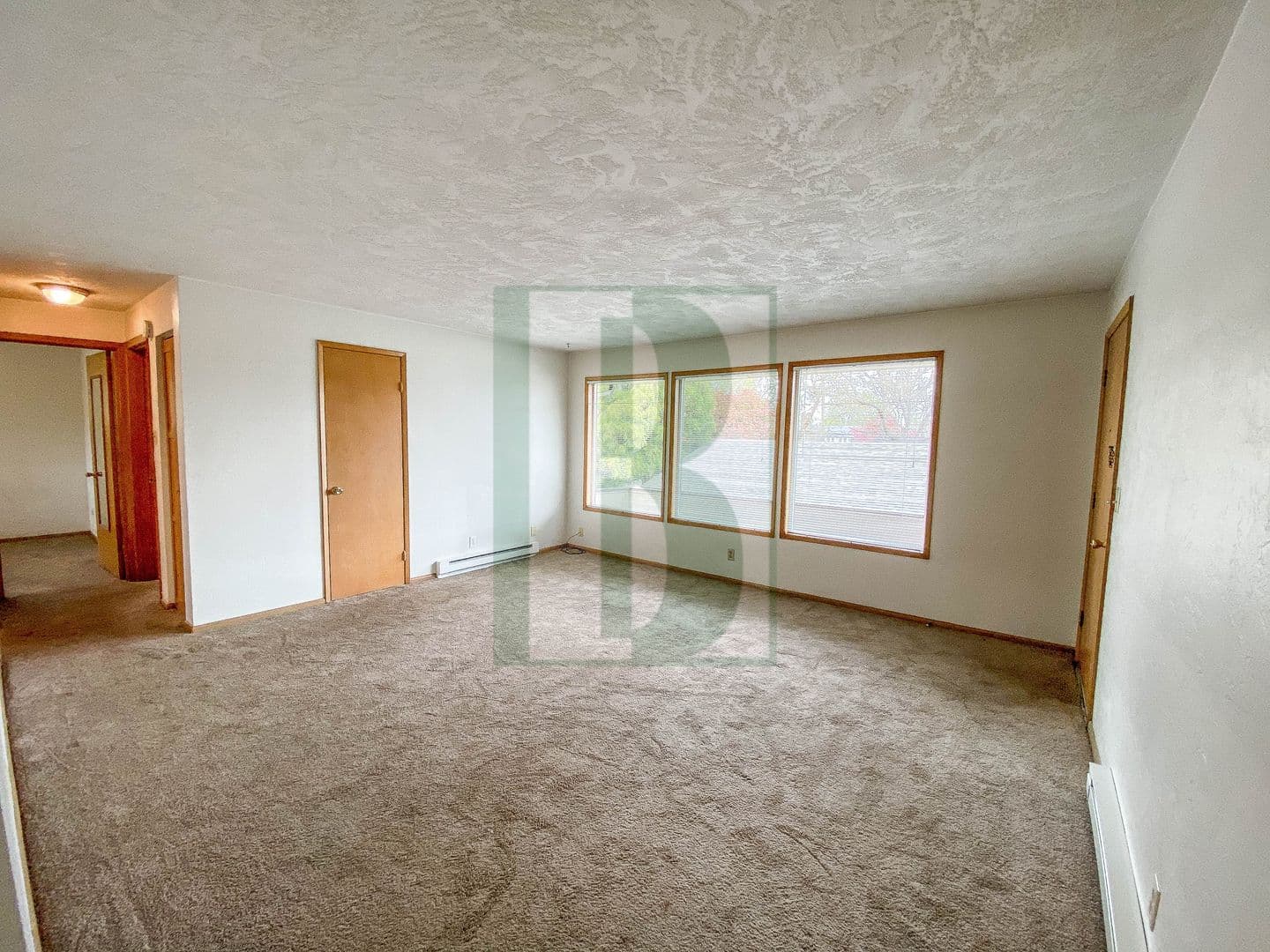 Salem Apartment: 482-494 18th St NE