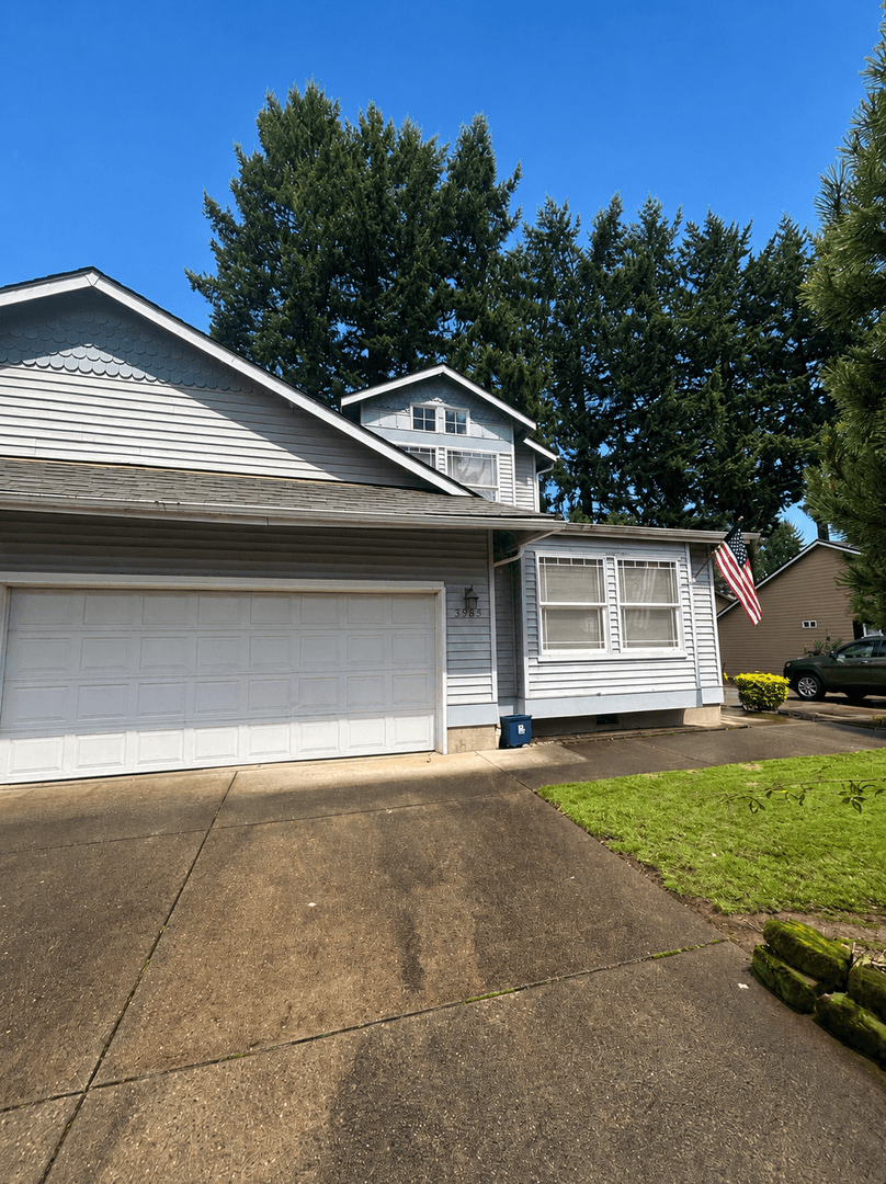 Salem Apartment: 5969-5979 Nelson Pl SE