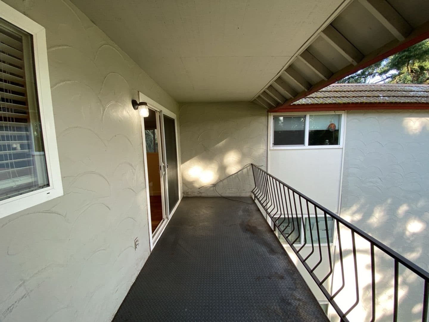 Keizer Apartment: 549-599 Greenwood Dr NE