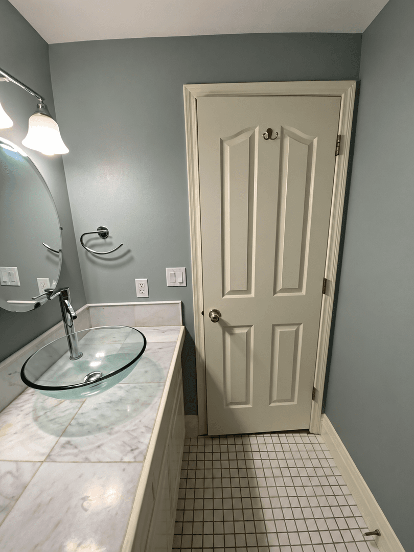 Salem Condo: 3115 La Costa Loop S