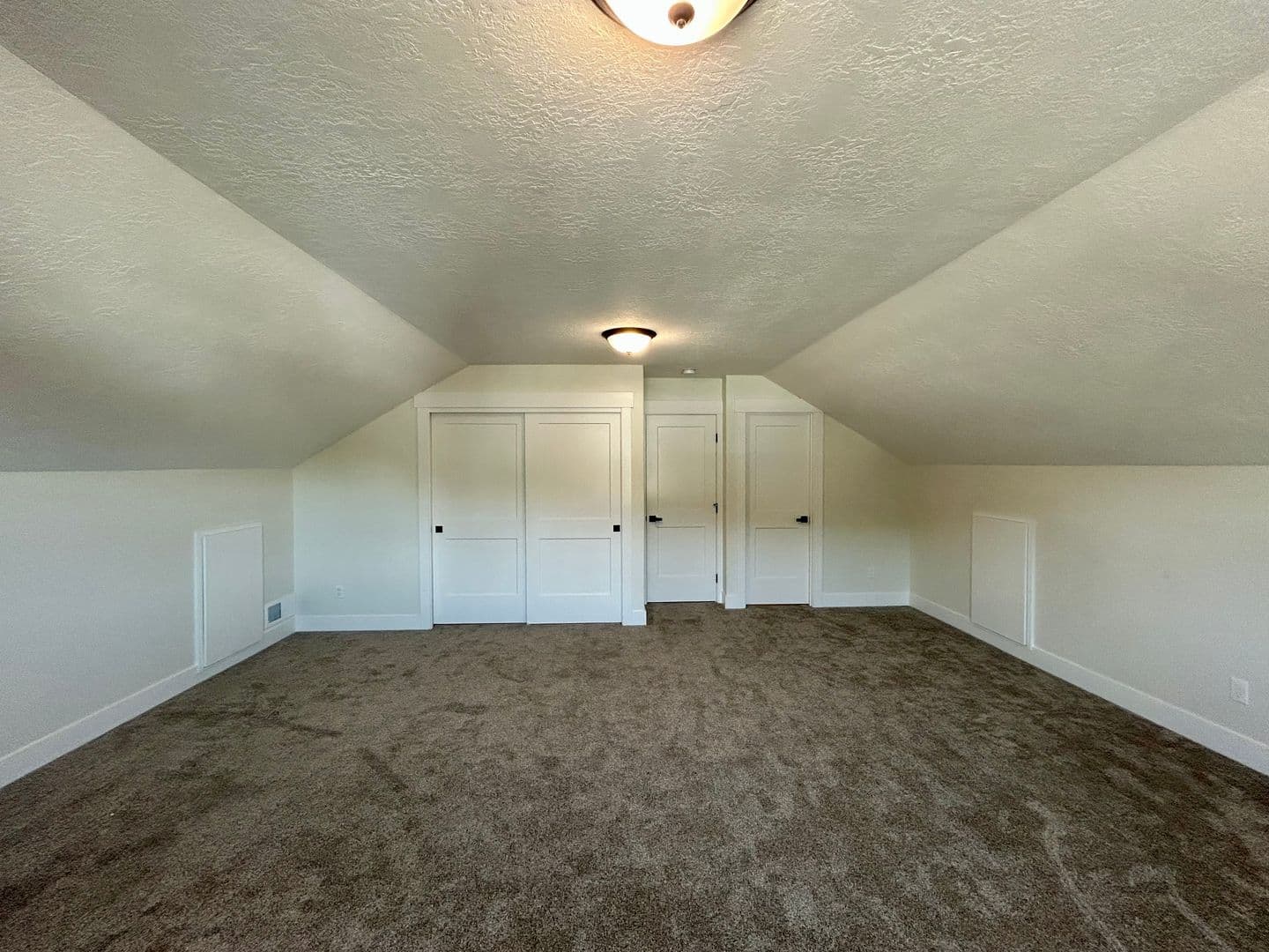 Salem House: 5667 Jeremy Valley Dr SE