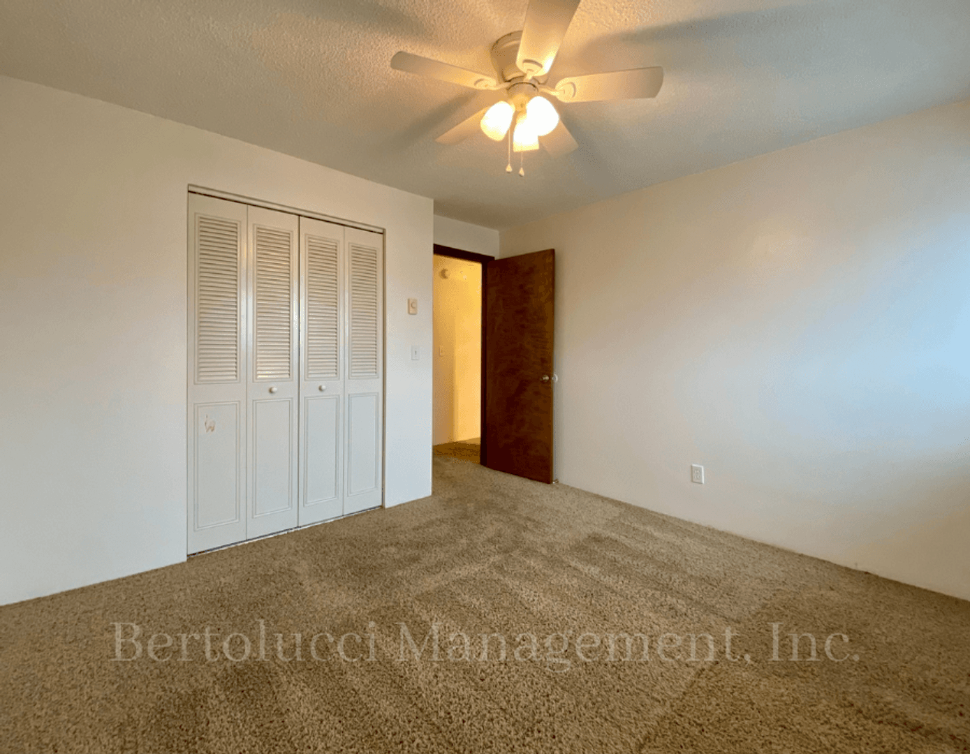 Keizer Apartment: 549-599 Greenwood Dr NE