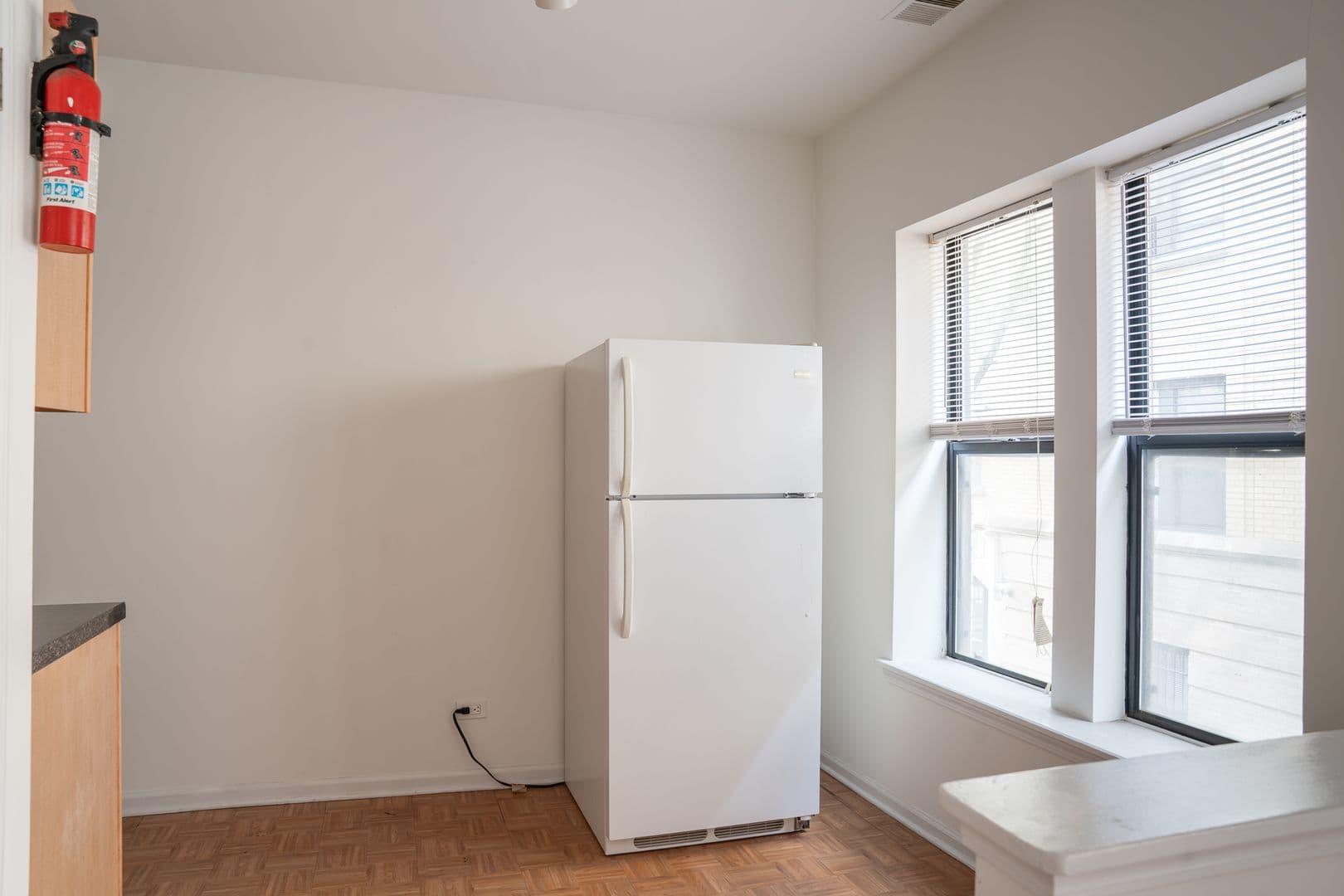 Chicago Apartment: 3146-3170 W. Eastwood Ave