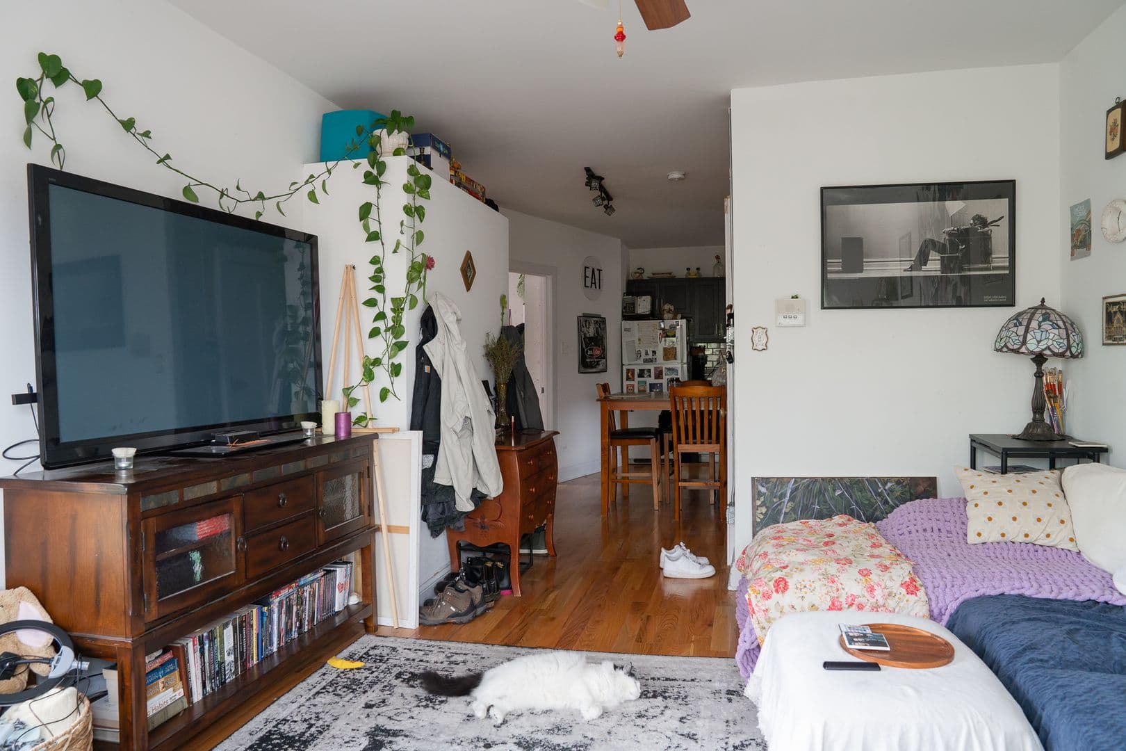 Chicago Apartment: 4730 - 4744 N. Whipple St