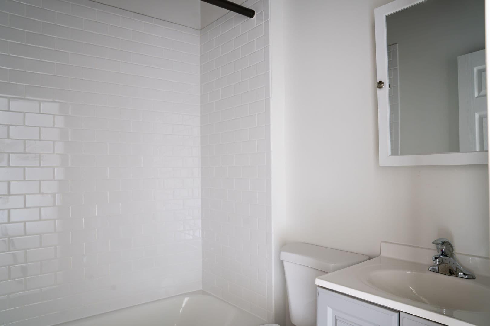 Chicago Apartment: 3334-3344 W. Ainslie St.