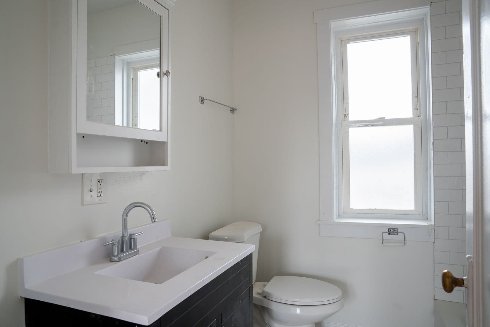 Chicago Apartment: 4804-4806 N. Avers Ave