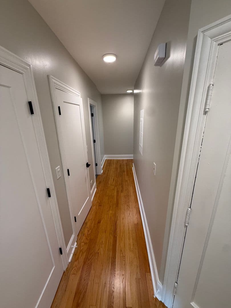 Chicago Apartment: 6428-6430-6432 N Richmond St.