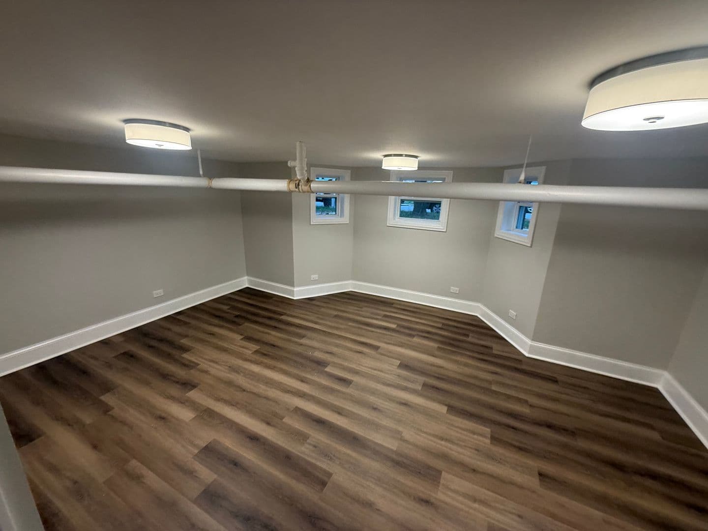Chicago Apartment: 6414-6416-6418-6422-6424 N Richmond St.