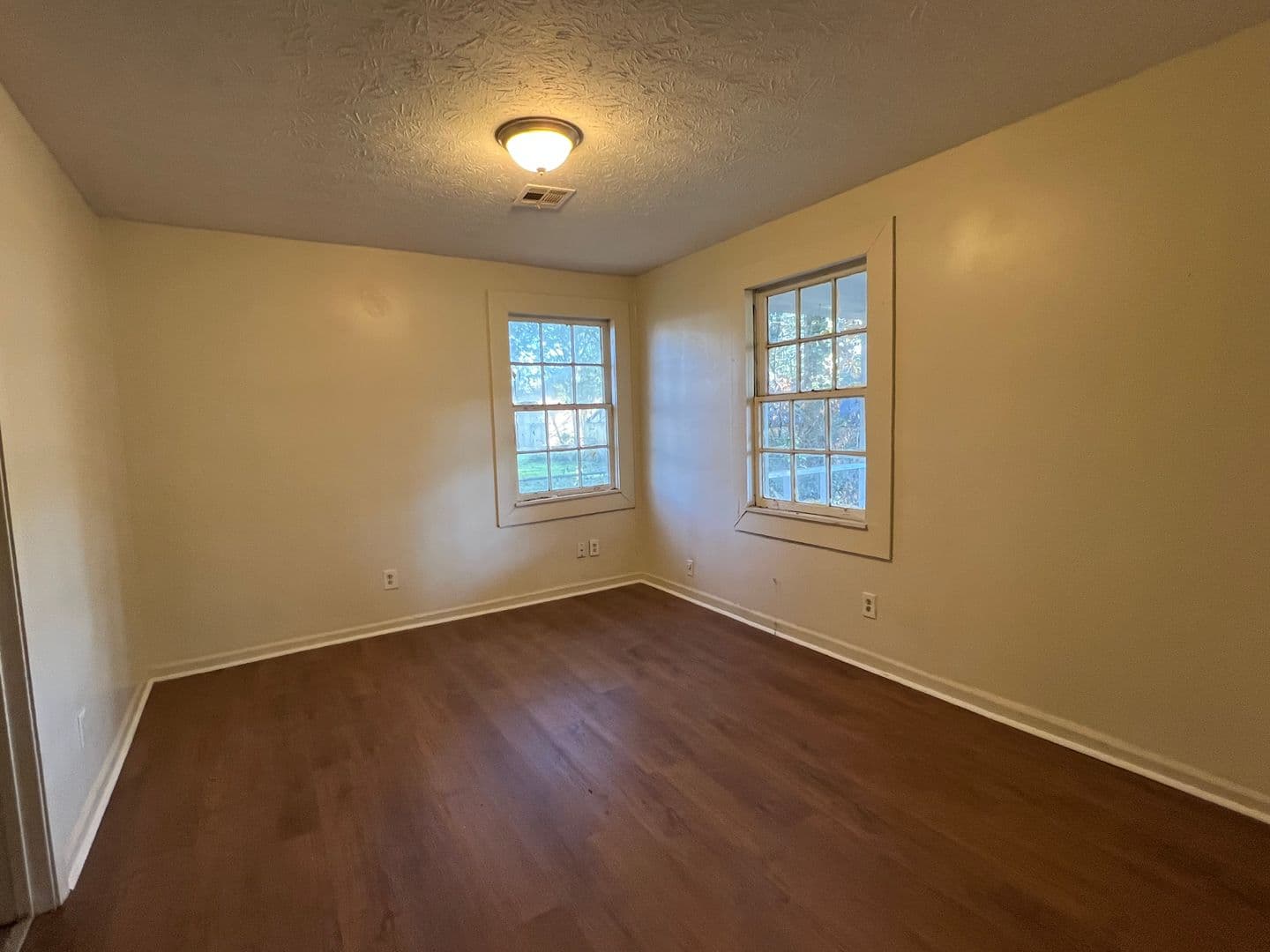 Montgomery House: 2085 Speigle Street