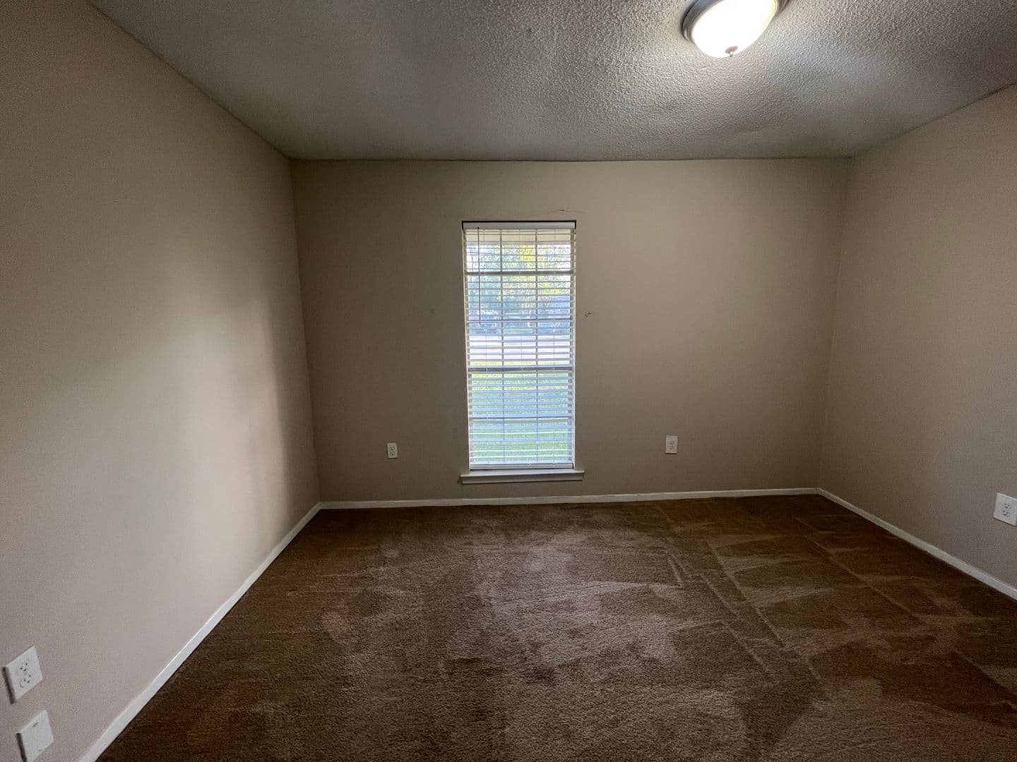 Montgomery House: 2973 Moorcroft Drive