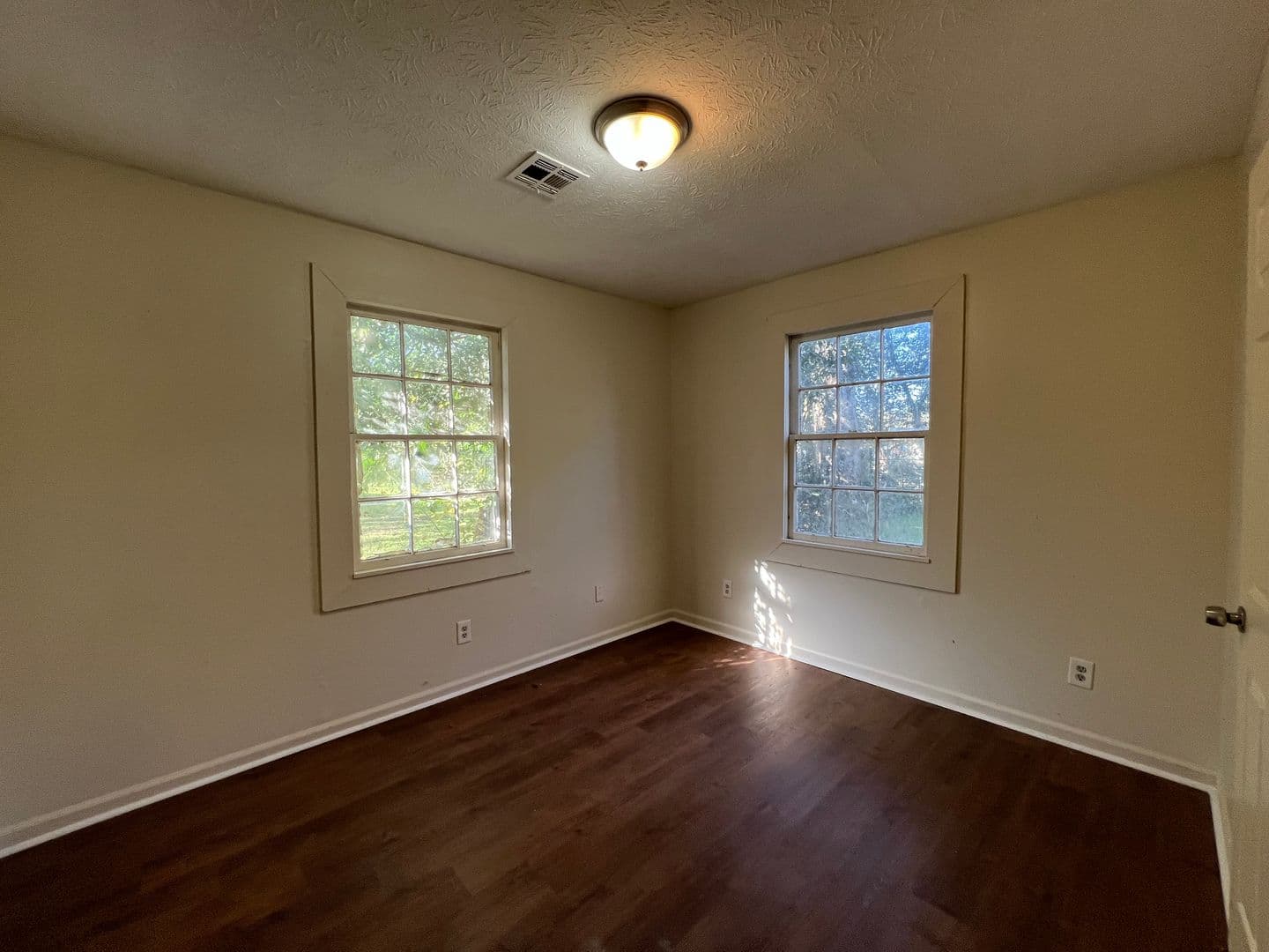 Montgomery House: 2085 Speigle Street