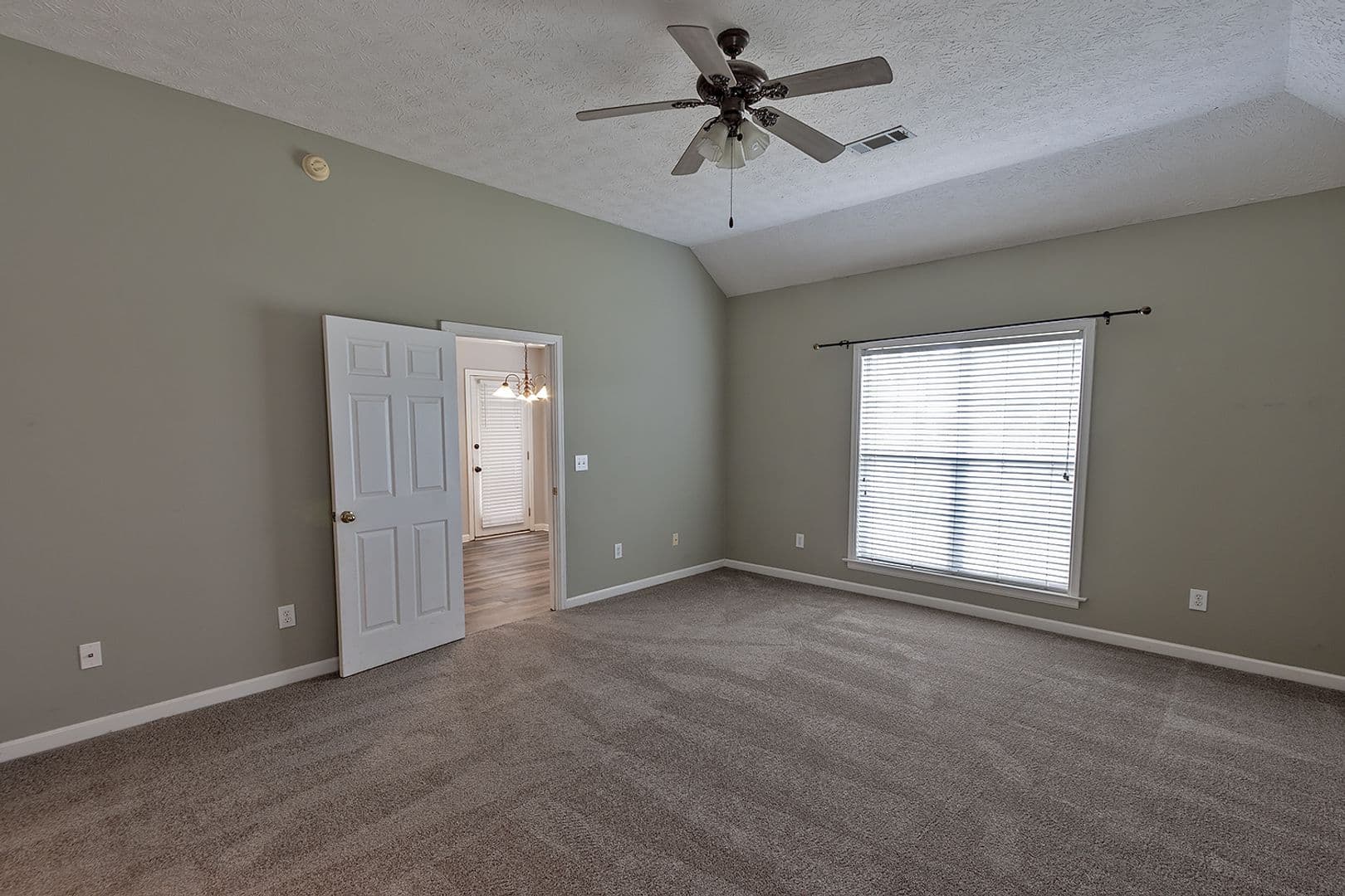 Montgomery House: 1149 Hallwood Lane