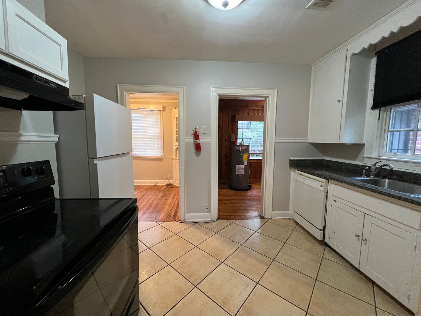 Montgomery House: 2110 Windsor Avenue
