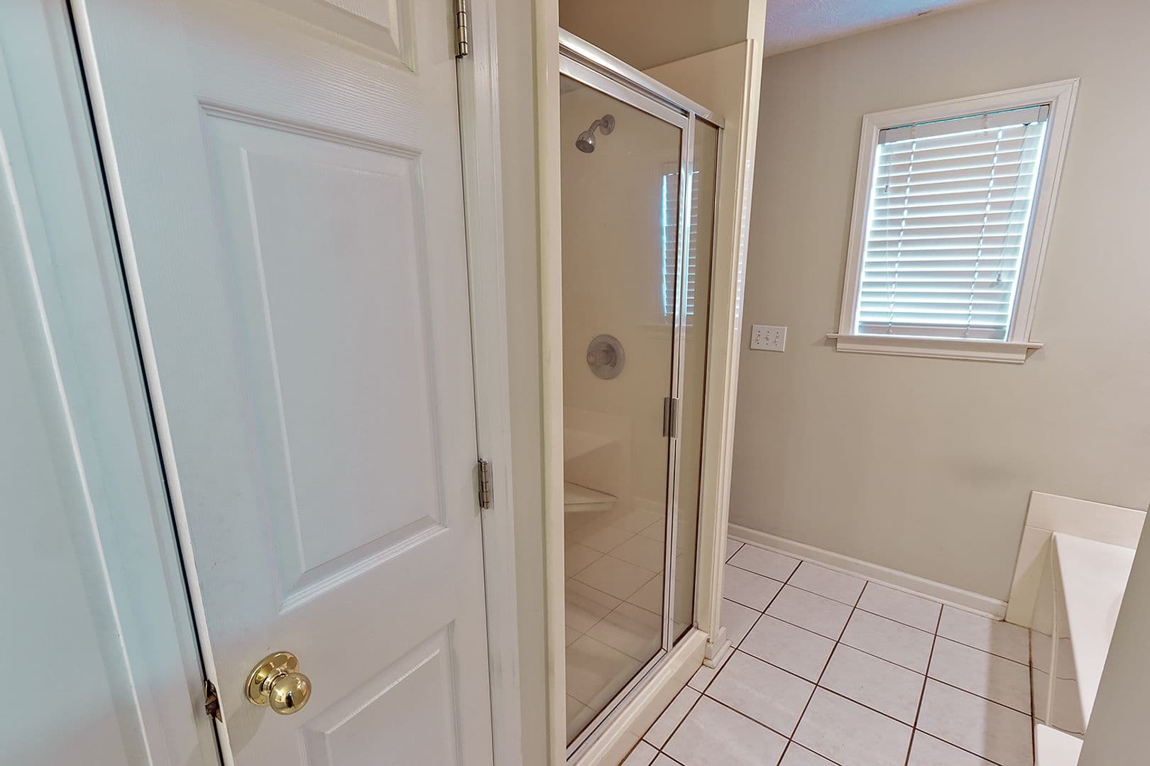 Montgomery House: 1149 Hallwood Lane