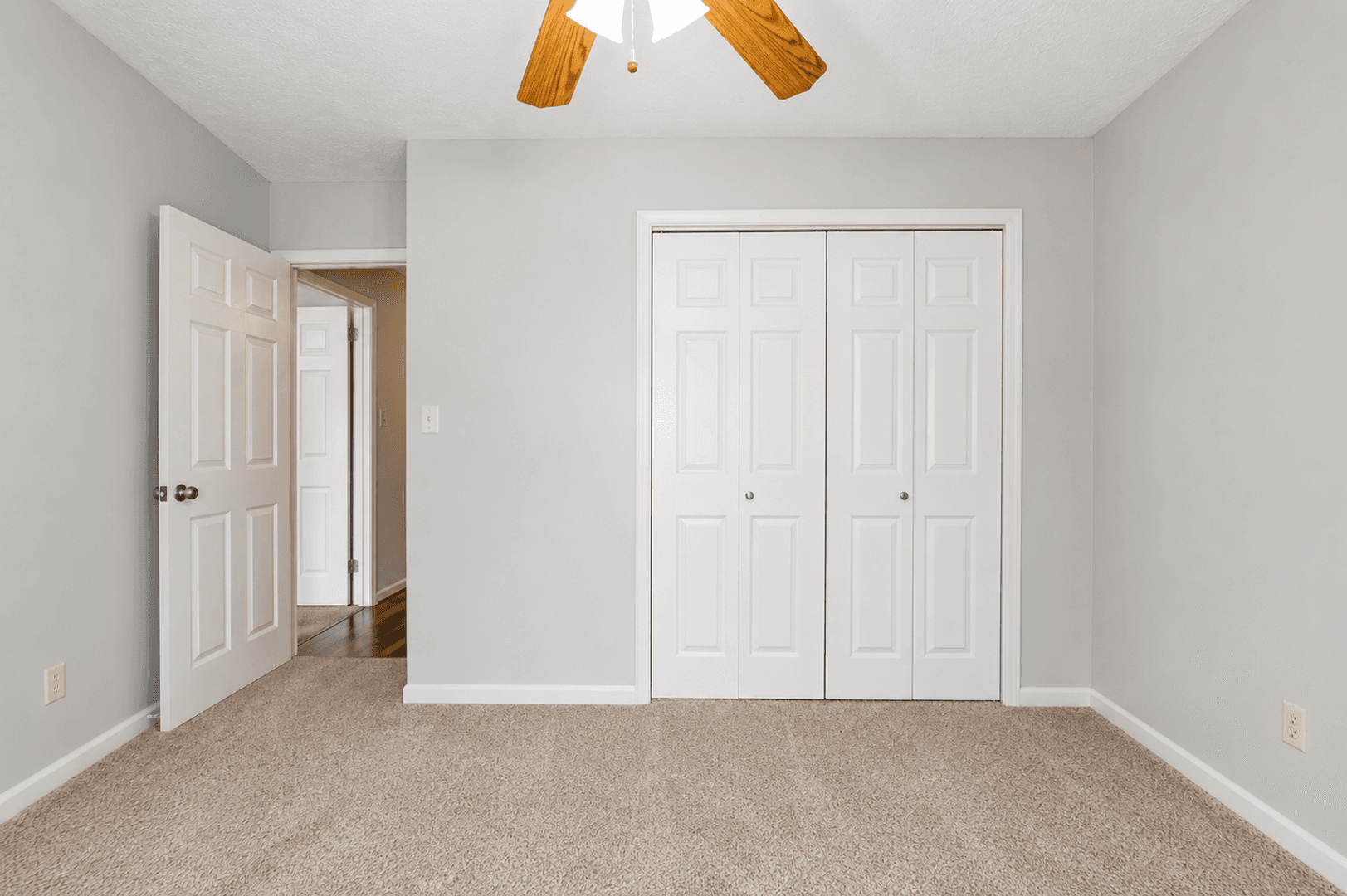 Prattville House: 539 Shelia Boulevard