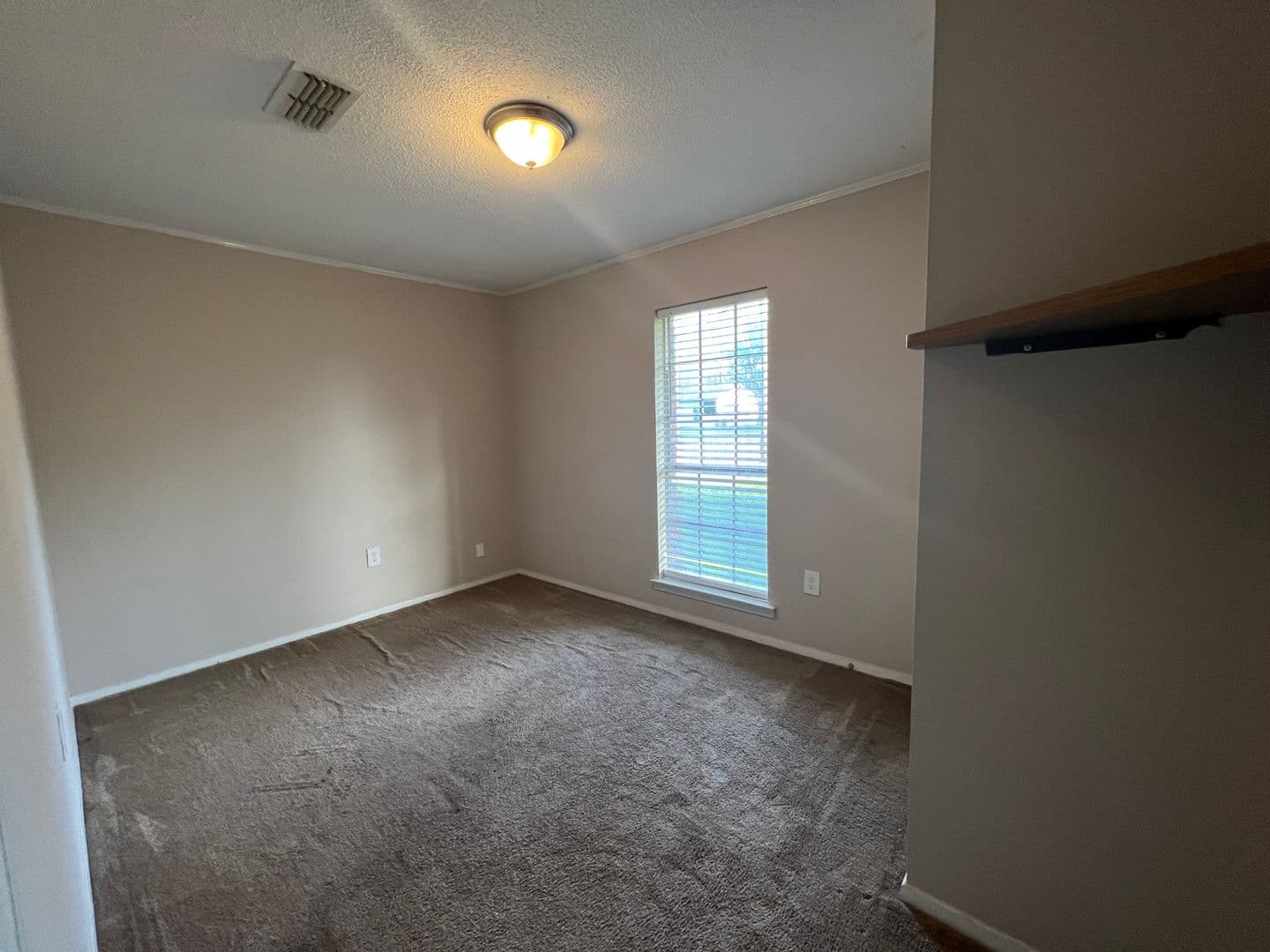 Montgomery House: 2973 Moorcroft Drive
