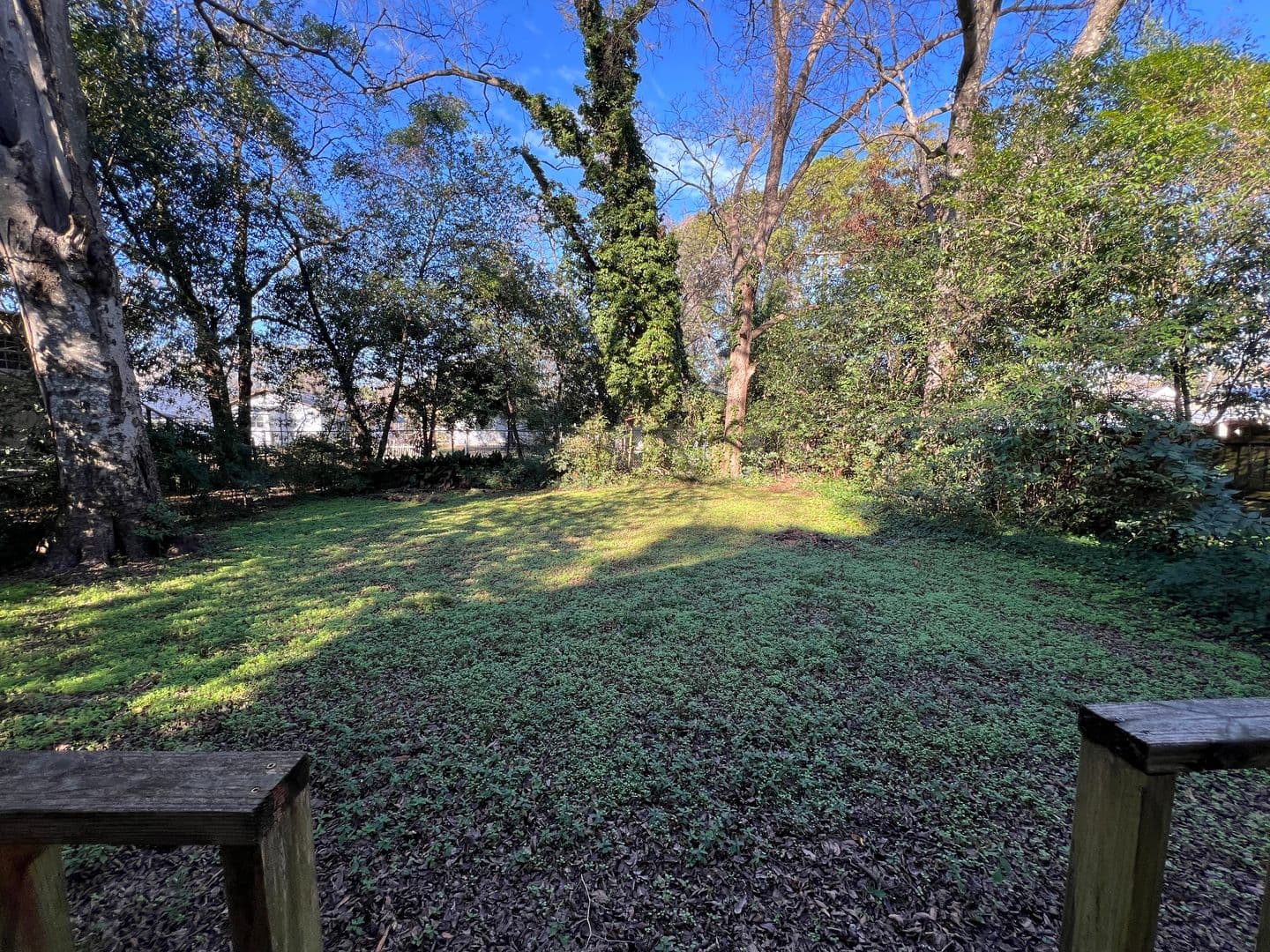 Montgomery House: 2085 Speigle Street