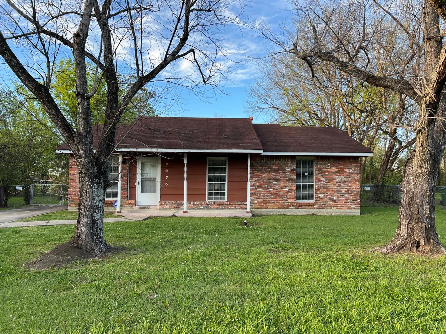 Montgomery House: 2973 Moorcroft Drive