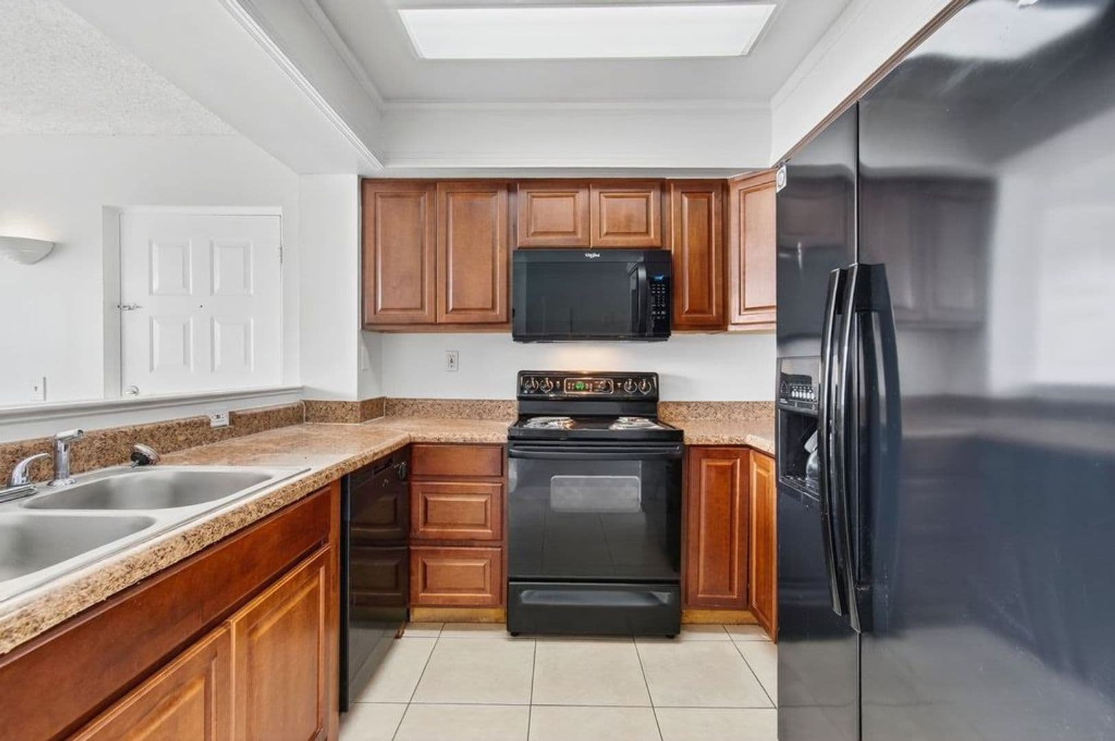 West Palm Beach Condo: 752 Executive Center Dr., #15