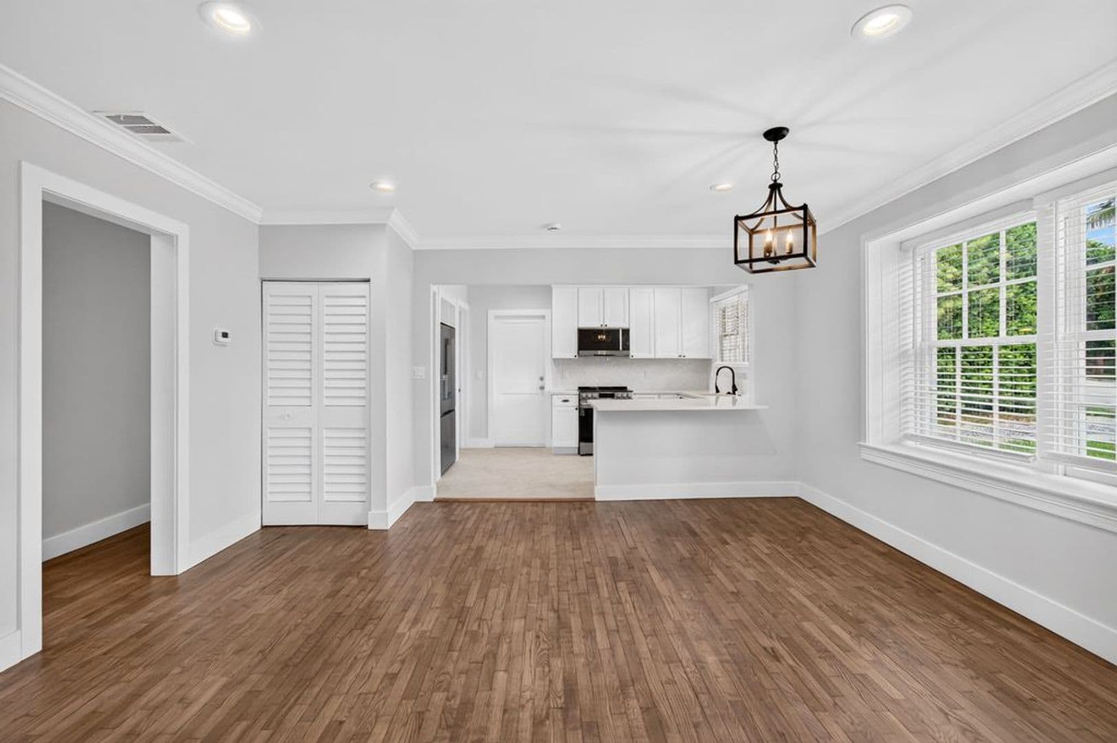 WEST PALM BEACH House: 826 37TH STREET