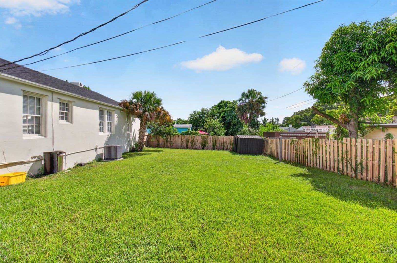 WEST PALM BEACH House: 826 37TH STREET