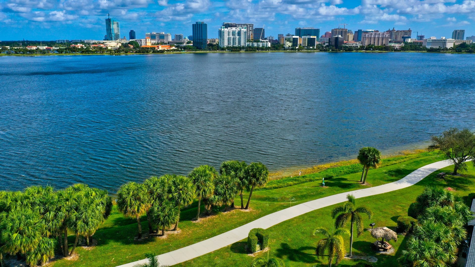 West Palm Beach Condo: 752 Executive Center Dr., #11